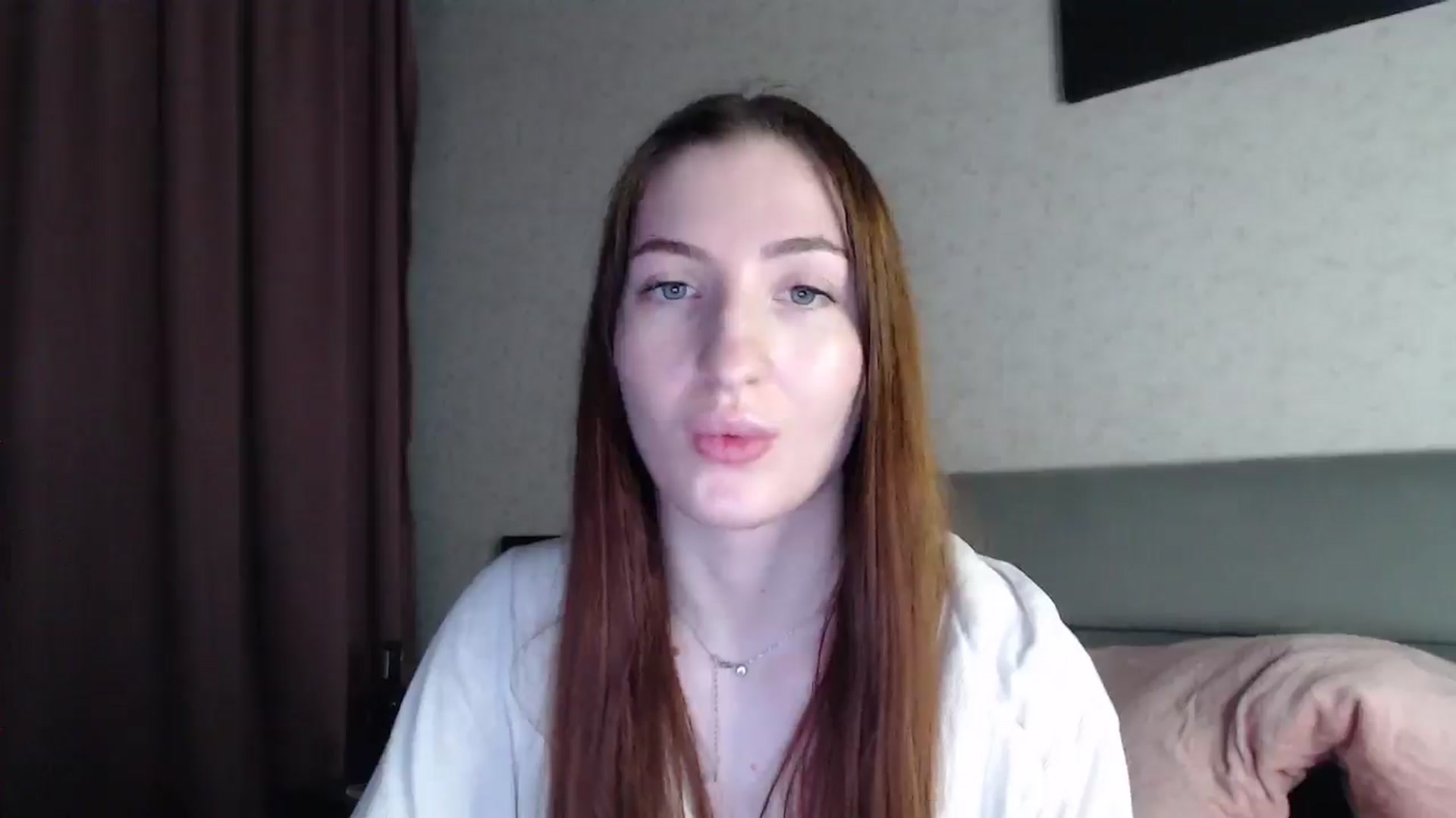 Gallery image thumbnail from RoseEs's myfreecams stream on, 04/05/2026, 18:53 image 9 of 20