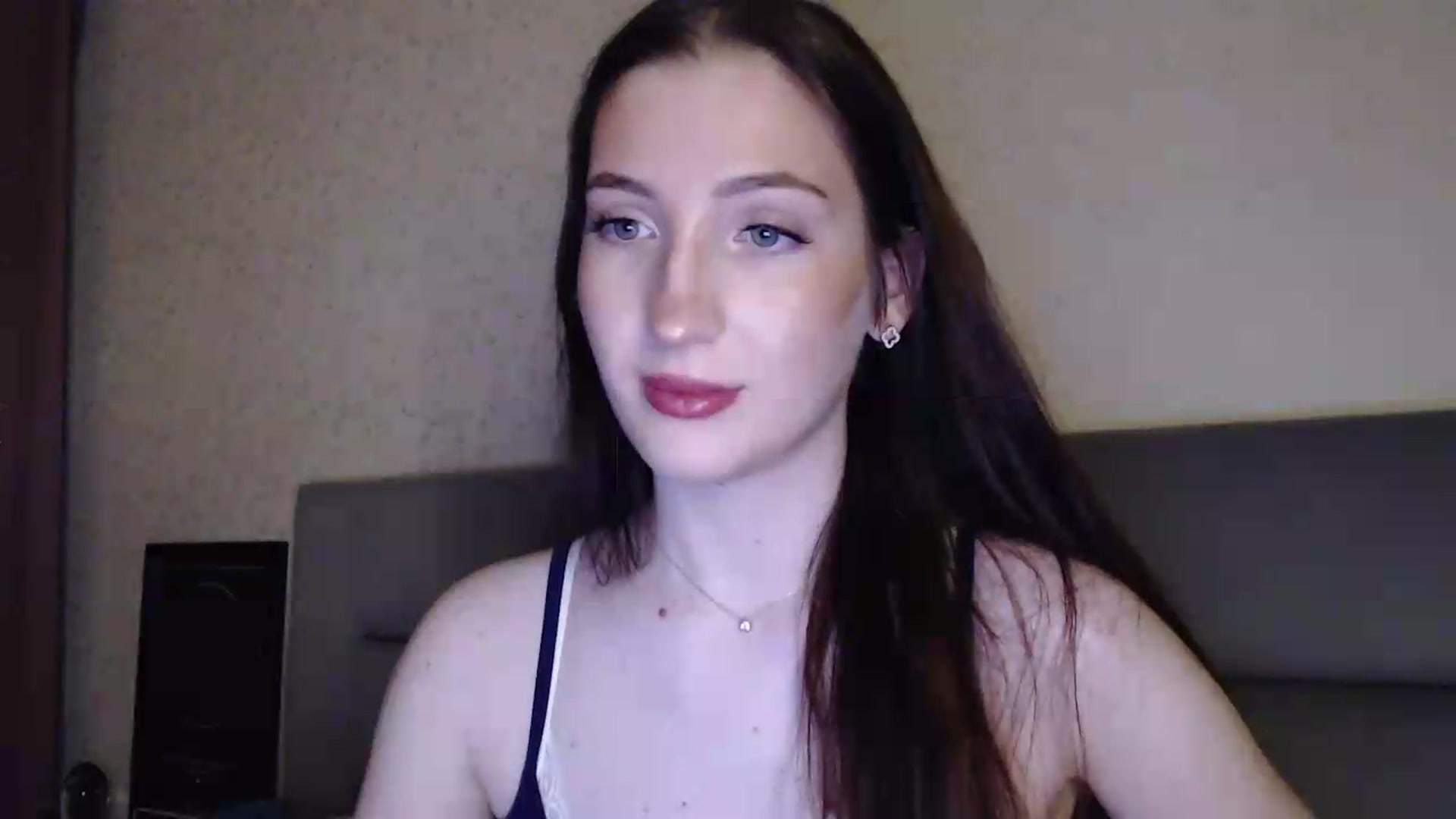 Gallery image thumbnail from RoseEs's myfreecams stream on, 05/23/2026, 18:10 image 10 of 20