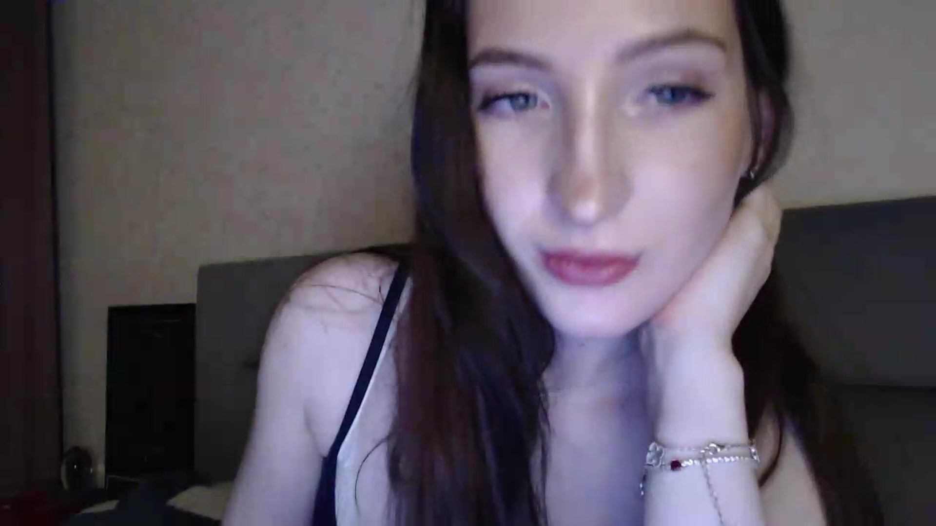 Gallery image thumbnail from RoseEs's myfreecams stream on, 05/23/2026, 18:10 image 16 of 20