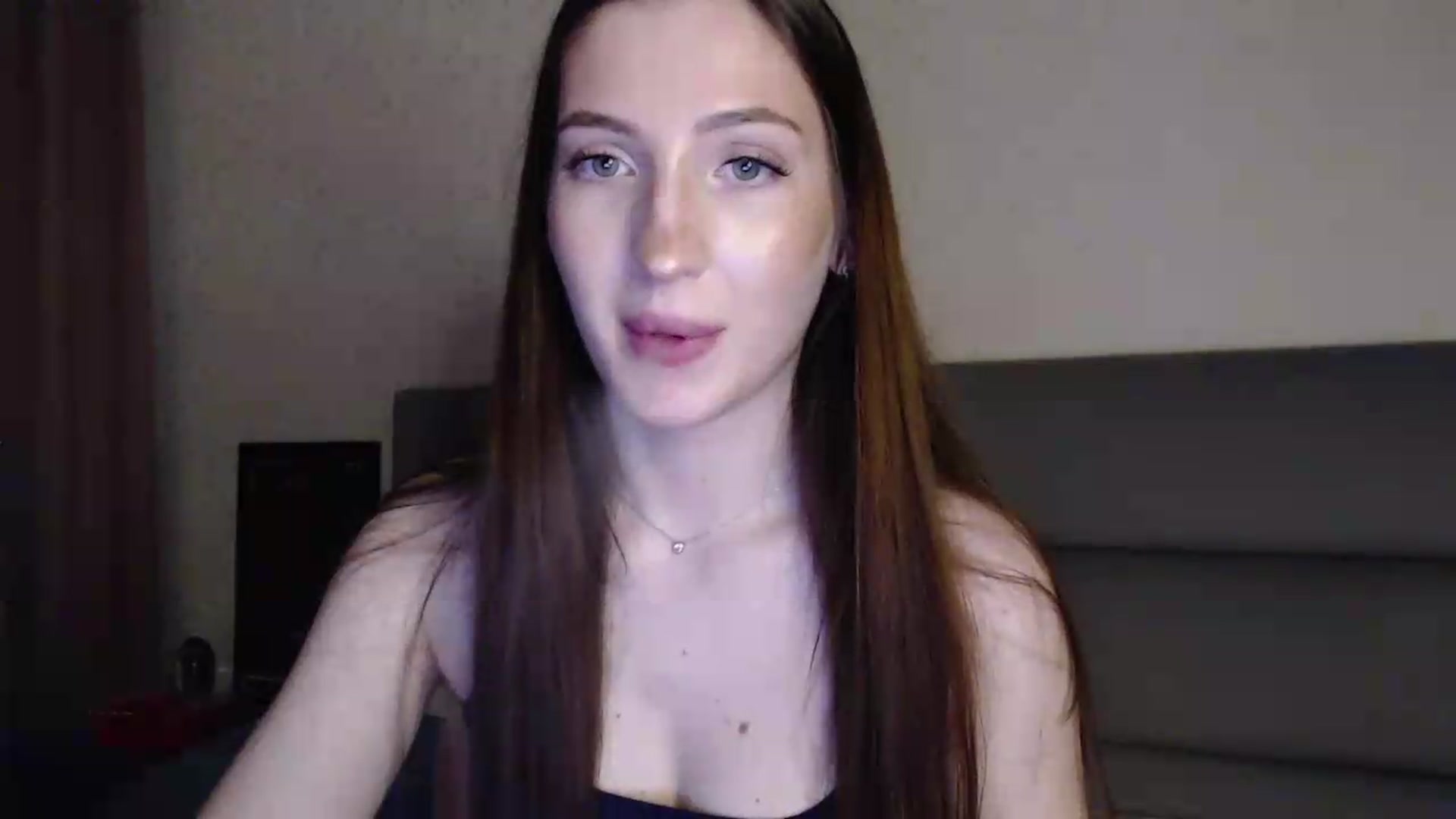 Gallery image thumbnail from RoseEs's myfreecams stream on, 05/23/2026, 19:14 image 16 of 20