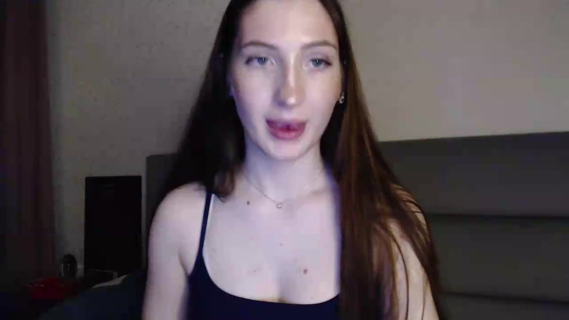 Gallery image thumbnail from RoseEs's myfreecams stream on, 05/23/2026, 19:14 image 6 of 20