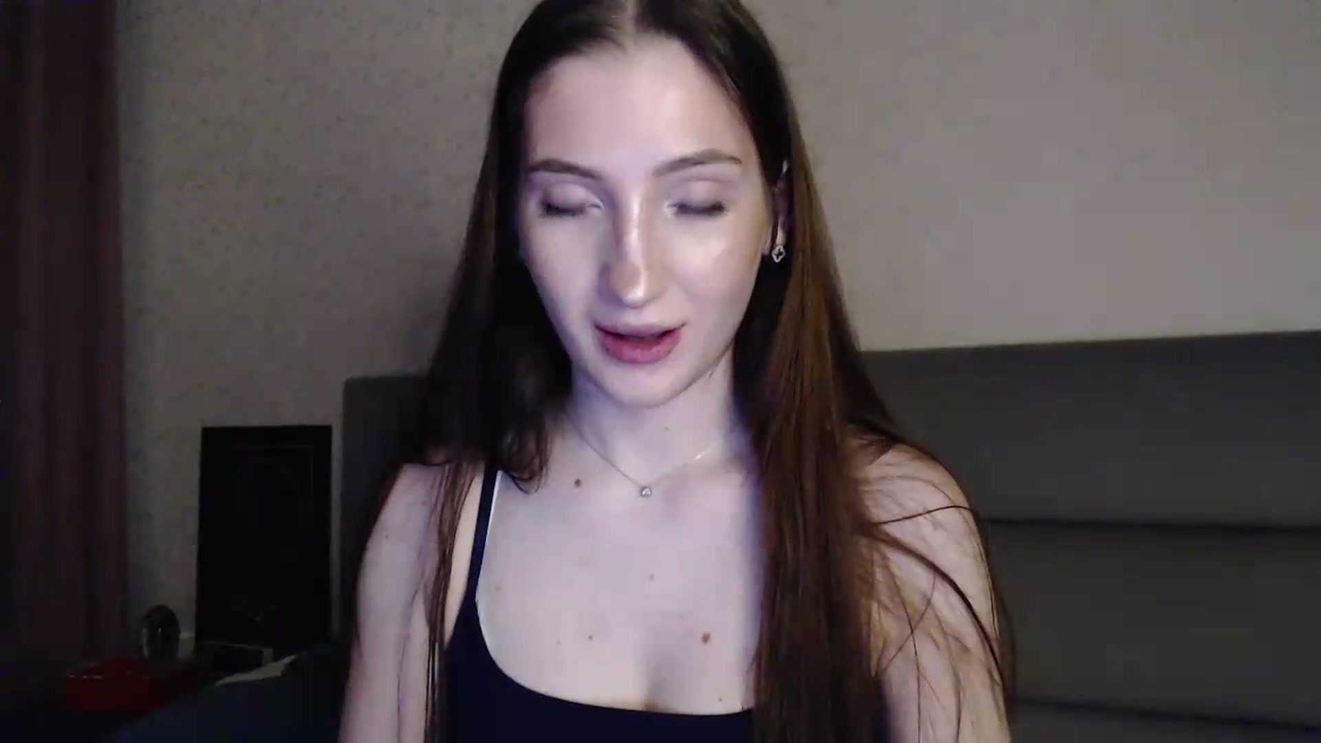 Gallery image thumbnail from RoseEs's myfreecams stream on, 05/23/2026, 19:14 image 7 of 20