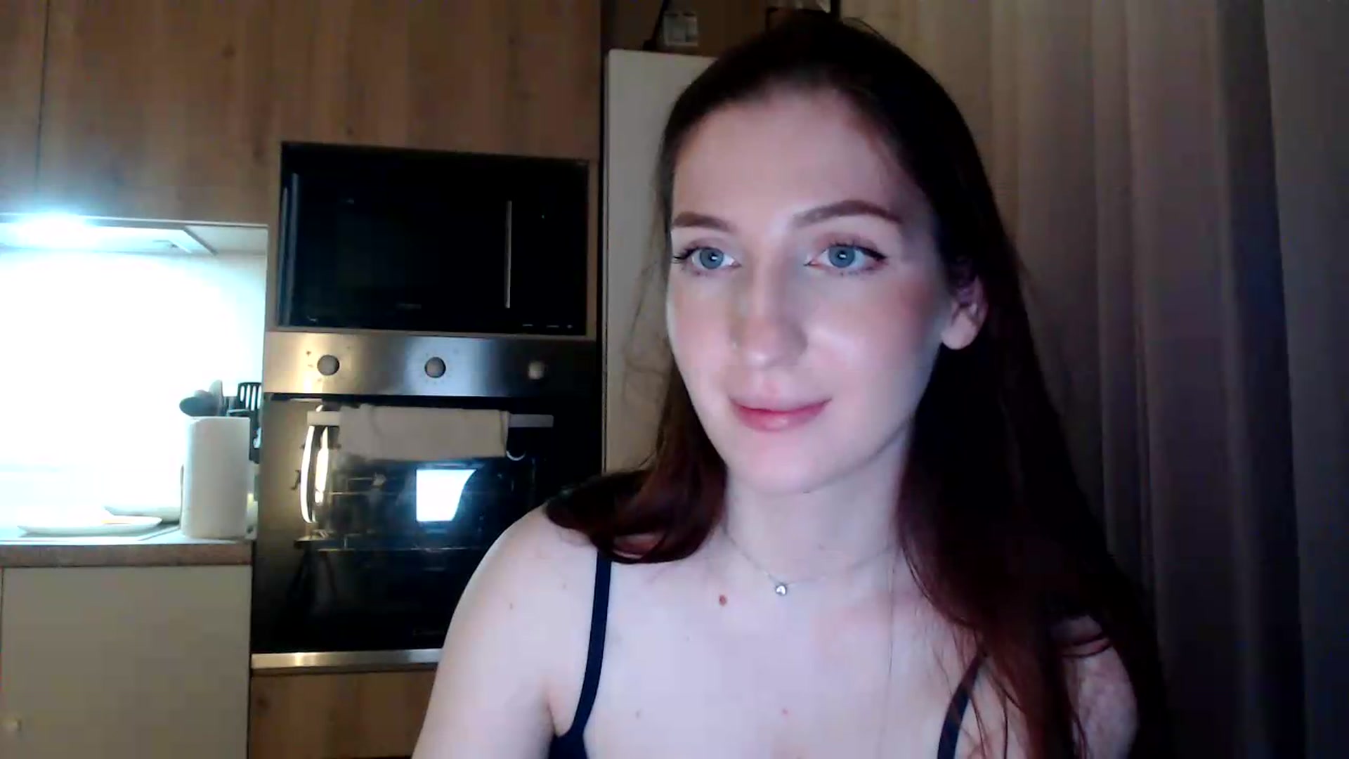 Gallery image thumbnail from RoseEs's myfreecams stream on, 07/26/2026, 23:39 image 6 of 20