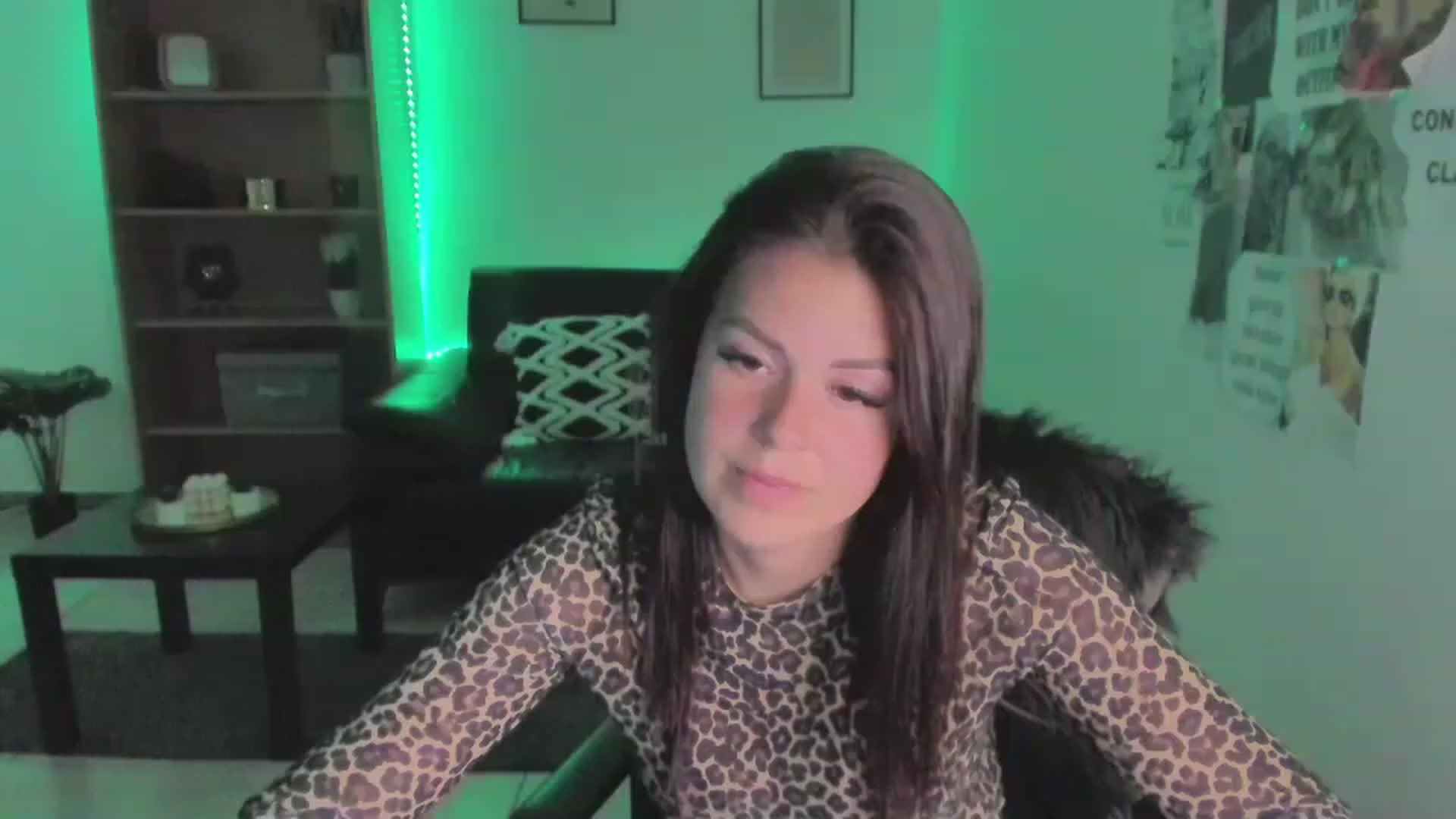 Gallery image thumbnail from RoseMonroe18's myfreecams stream on, 04/18/2023, 16:06 image 20 of 20