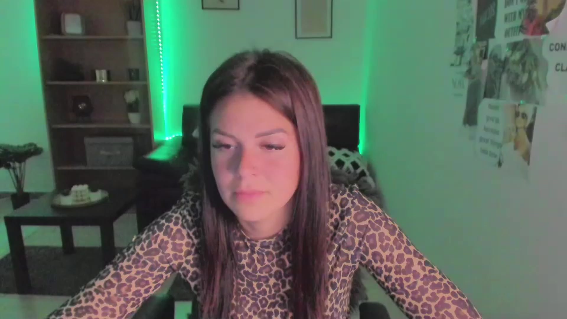 Gallery image thumbnail from RoseMonroe18's myfreecams stream on, 04/18/2023, 16:06 image 1 of 20