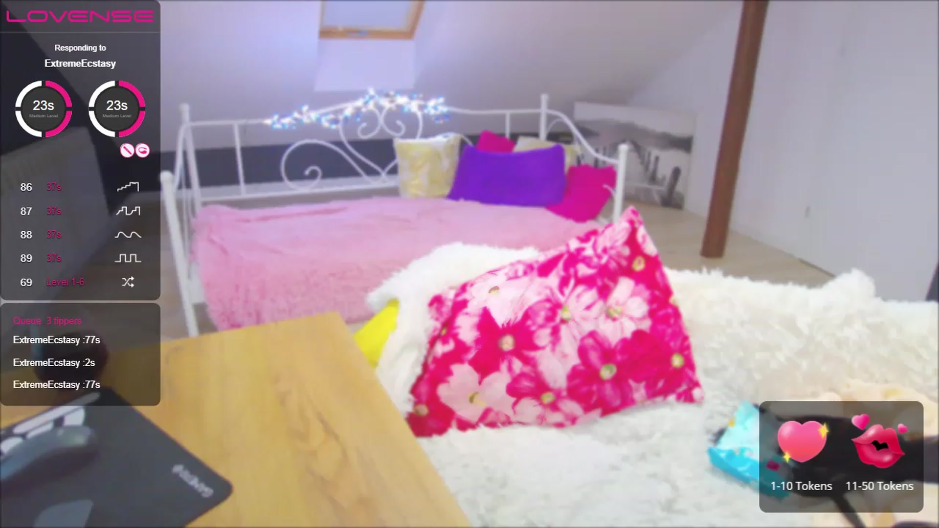 Gallery image thumbnail from RoseParadise's myfreecams stream on, 05/29/2023, 03:03 image 18 of 20