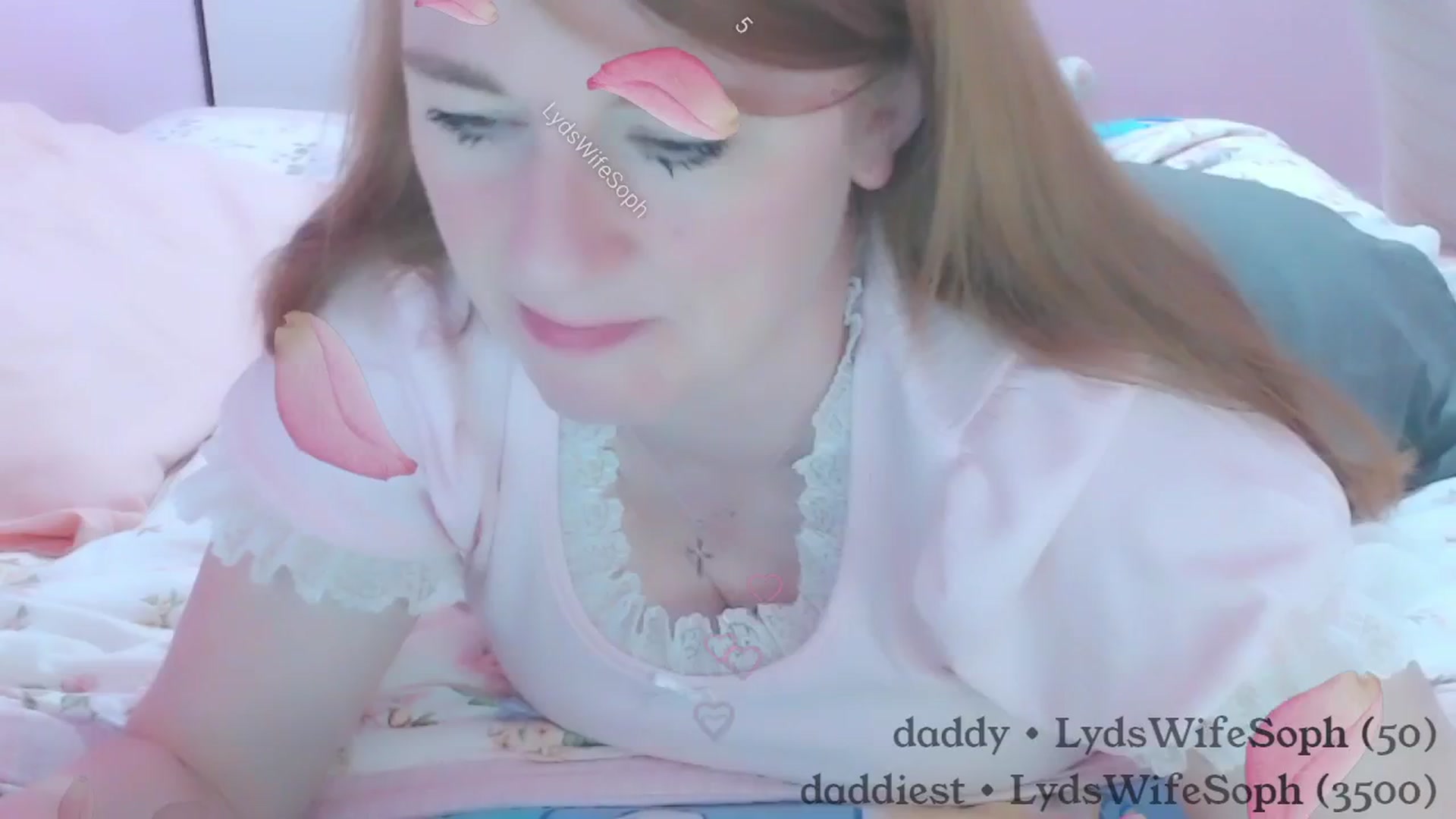 Gallery image thumbnail from RosePetalx's myfreecams stream on, 07/16/2024, 20:49 image 4 of 20