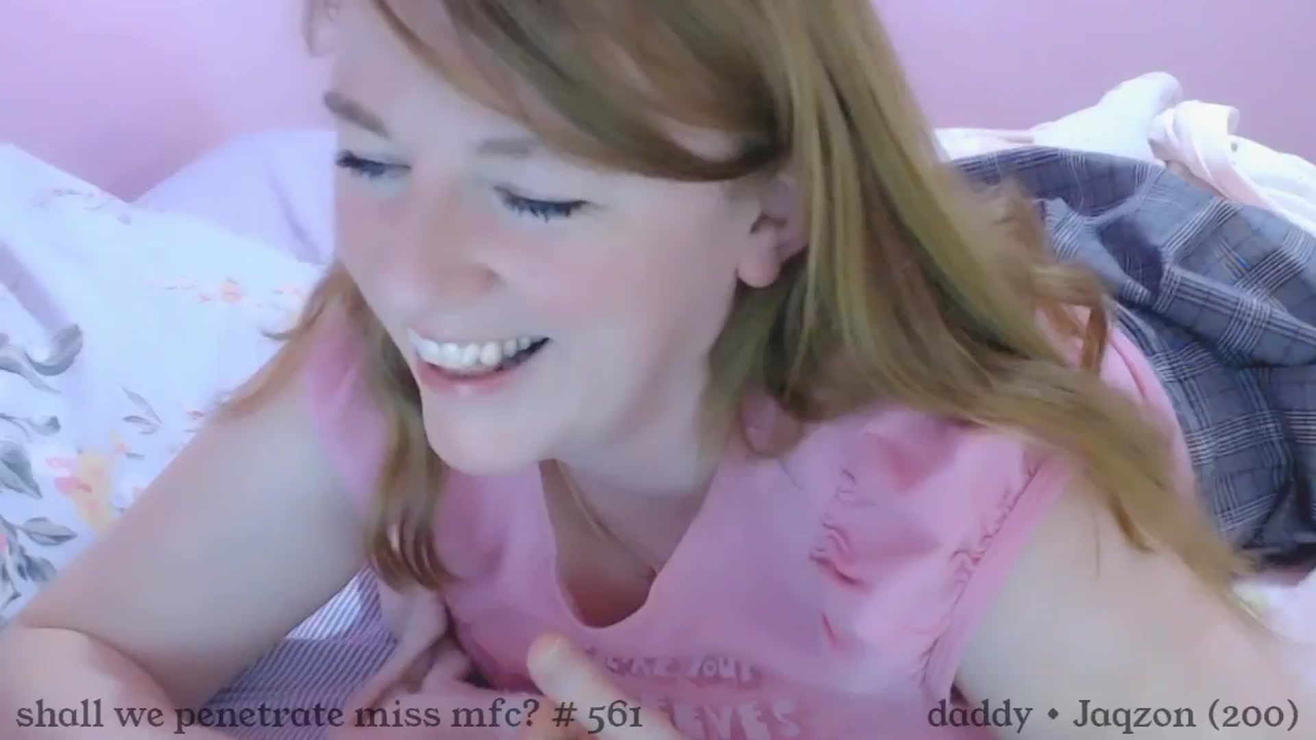 Gallery image thumbnail from RosePetalx's myfreecams stream on, 08/02/2024, 23:44 image 5 of 20