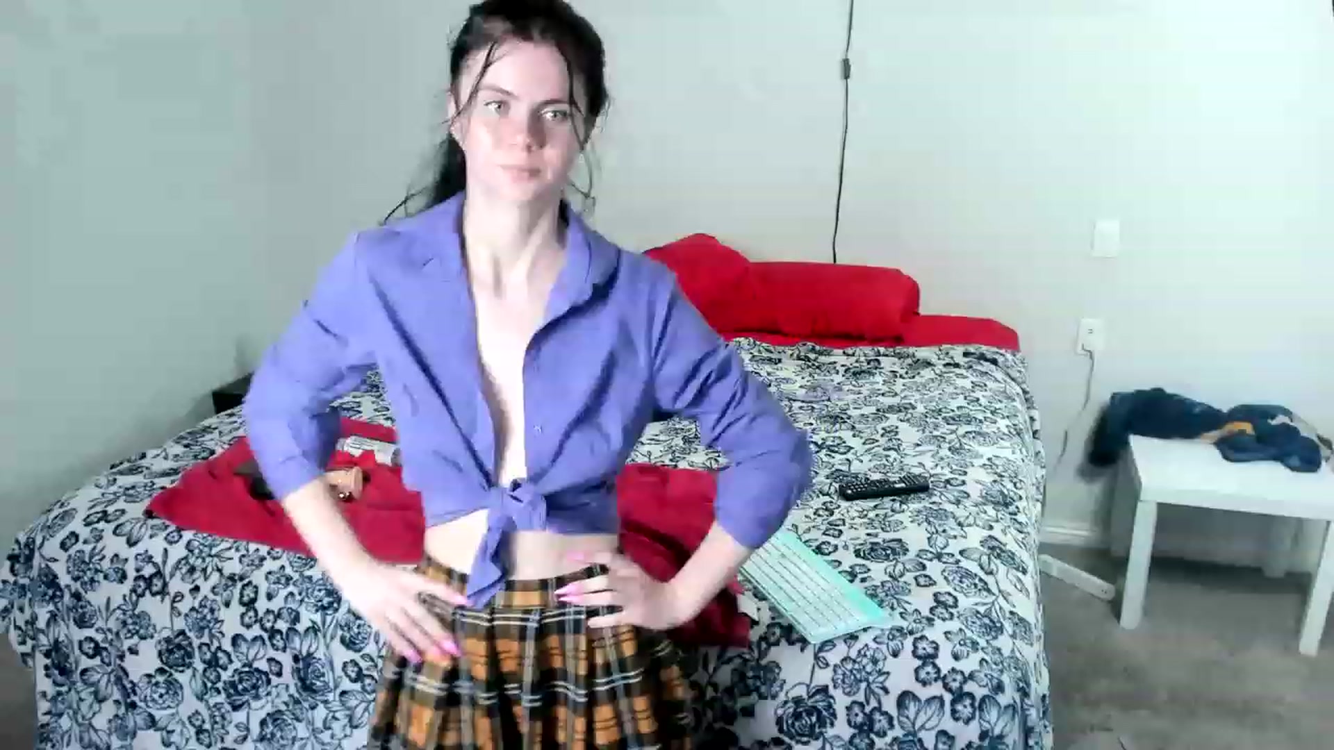 Gallery image thumbnail from RoseRayan's myfreecams stream on, 07/01/2023, 18:23 image 10 of 20