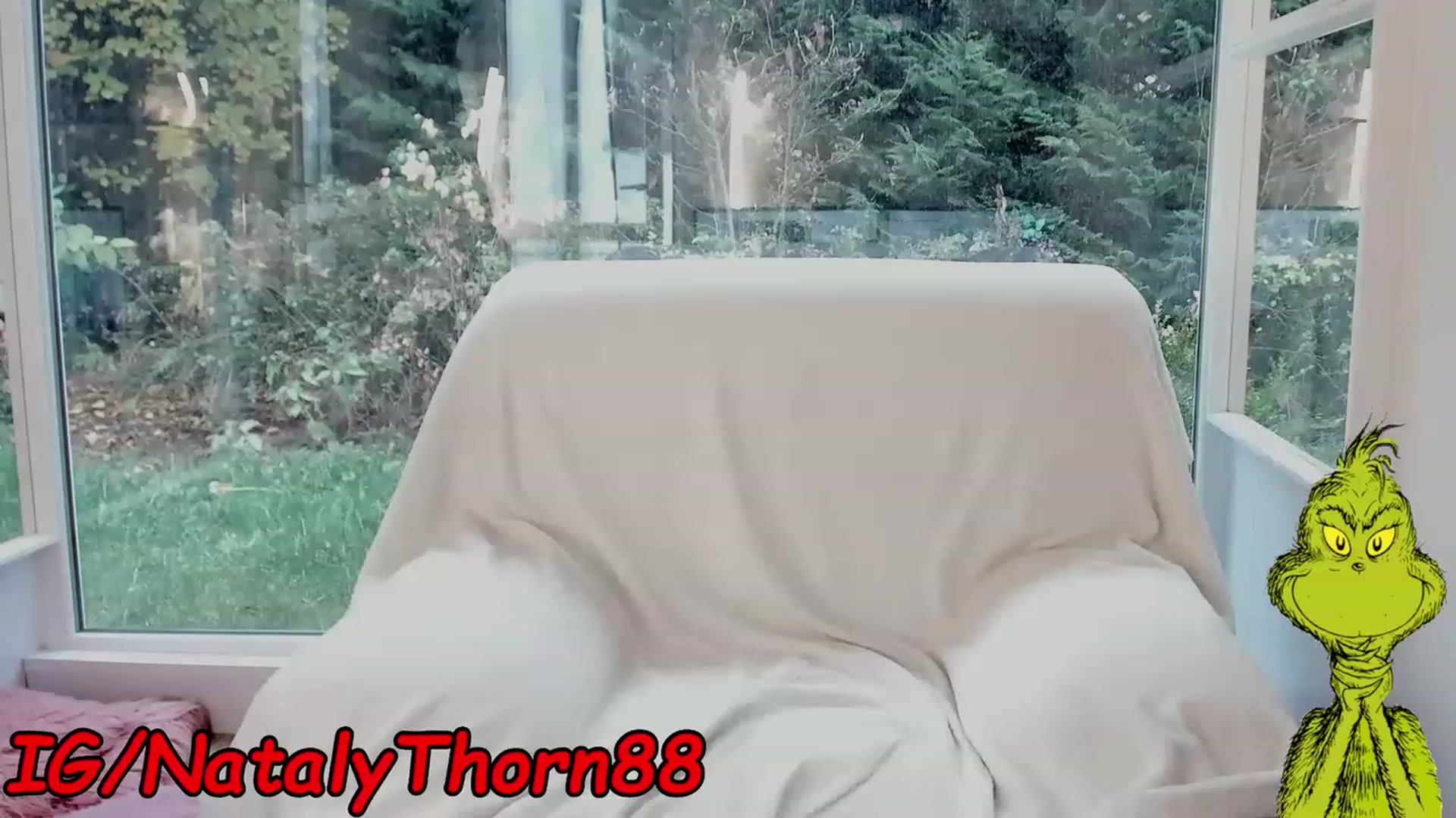 Gallery image thumbnail from RoseTatt88's myfreecams stream on, 12/06/2022, 11:53 image 7 of 20