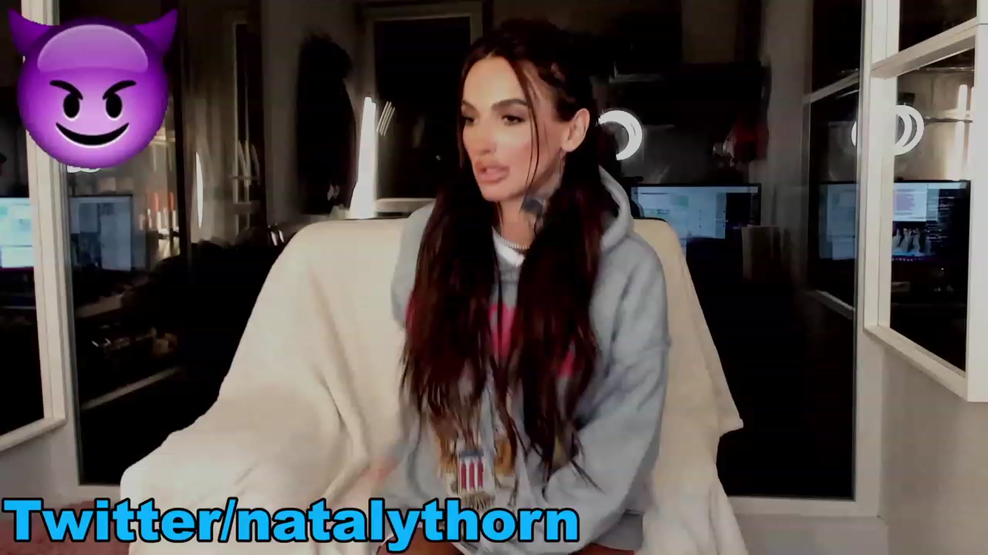 Gallery image thumbnail from RoseTatt88's myfreecams stream on, 01/12/2023, 17:18 image 9 of 20
