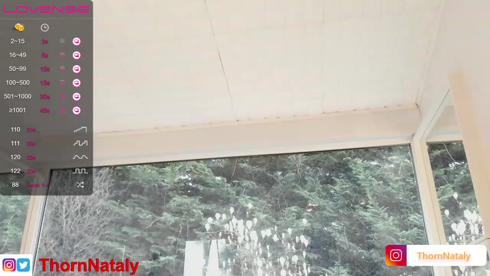 Gallery image thumbnail from RoseTatt88's myfreecams stream on, 03/22/2023, 14:30 image 4 of 20
