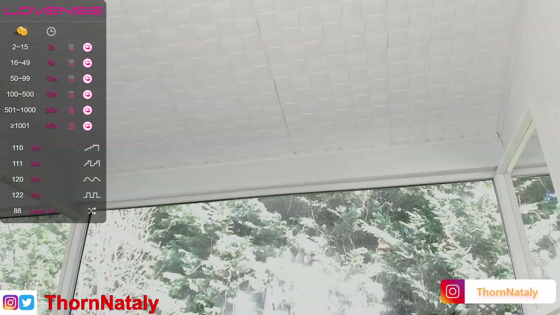 Gallery image thumbnail from RoseTatt88's myfreecams stream on, 03/24/2023, 12:49 image 12 of 20