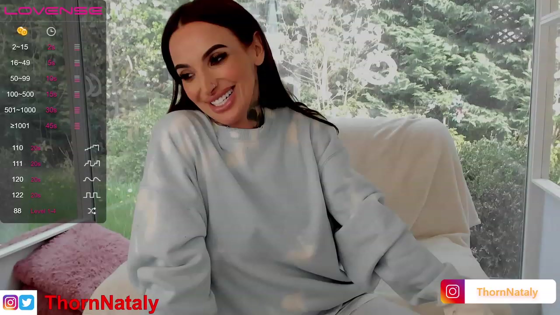 Gallery image thumbnail from RoseTatt88's myfreecams stream on, 04/09/2023, 13:29 image 20 of 20