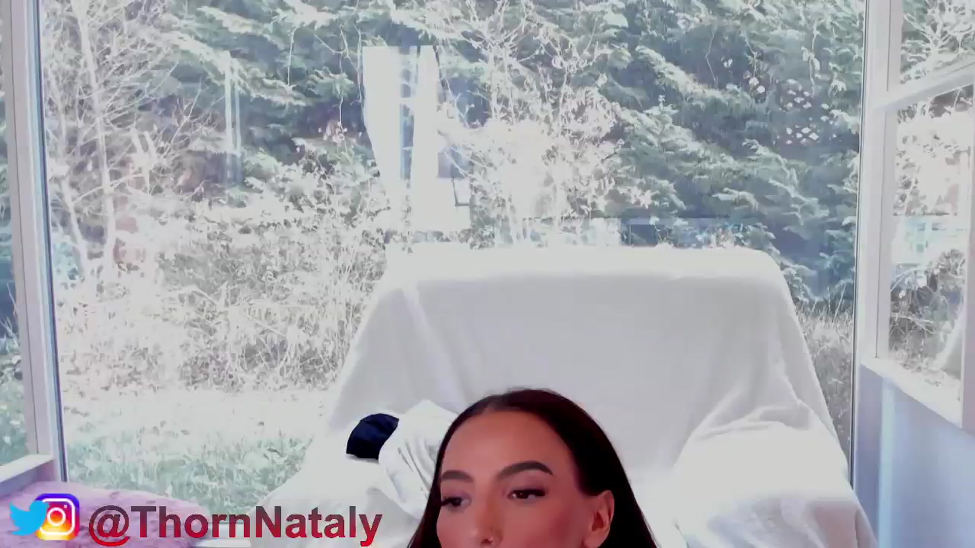 Gallery image thumbnail from RoseTatt88's myfreecams stream on, 01/06/2024, 12:44 image 20 of 20