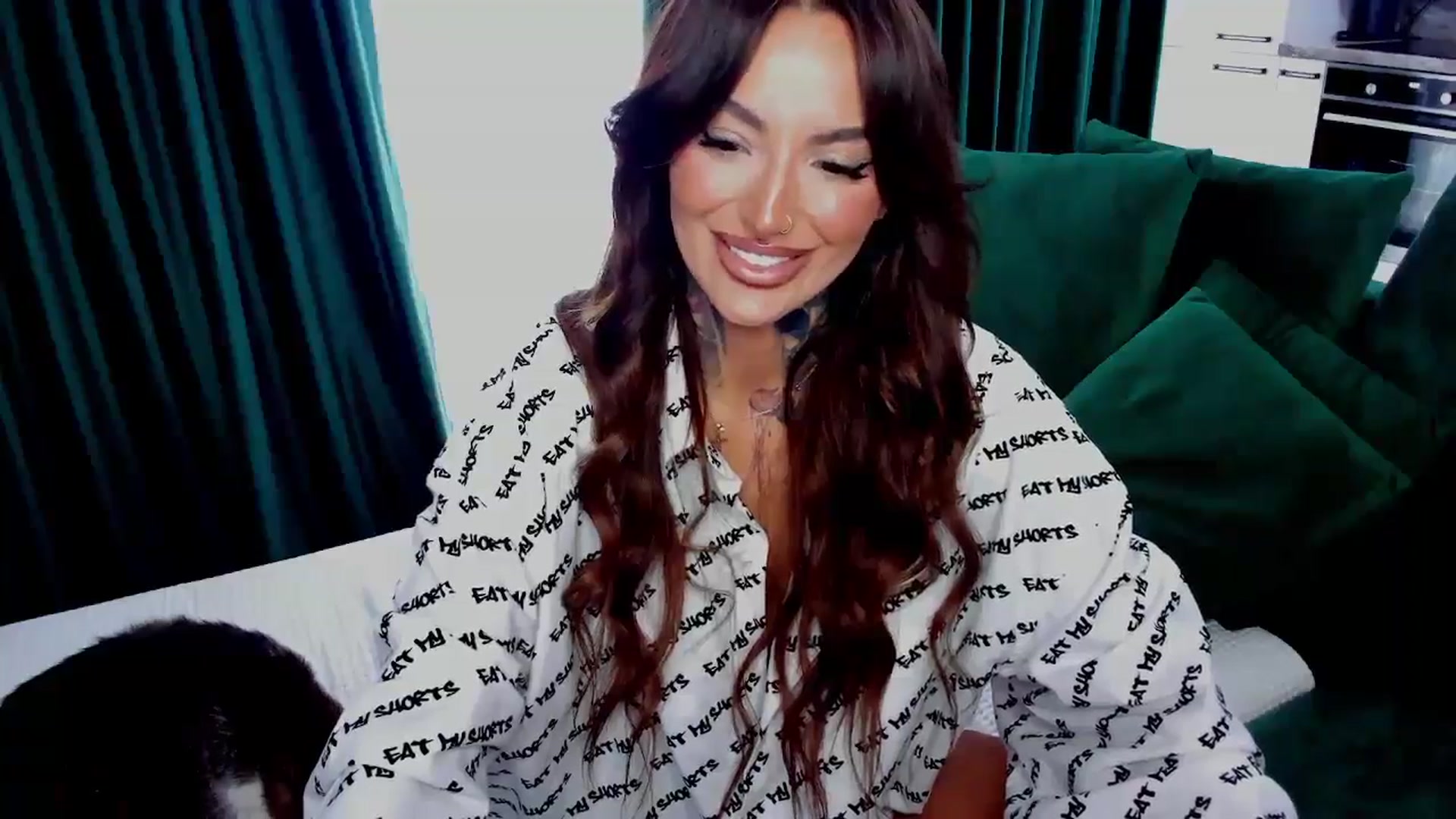 Gallery image thumbnail from RoseTatt88's myfreecams stream on, 09/19/2024, 13:35 image 14 of 20