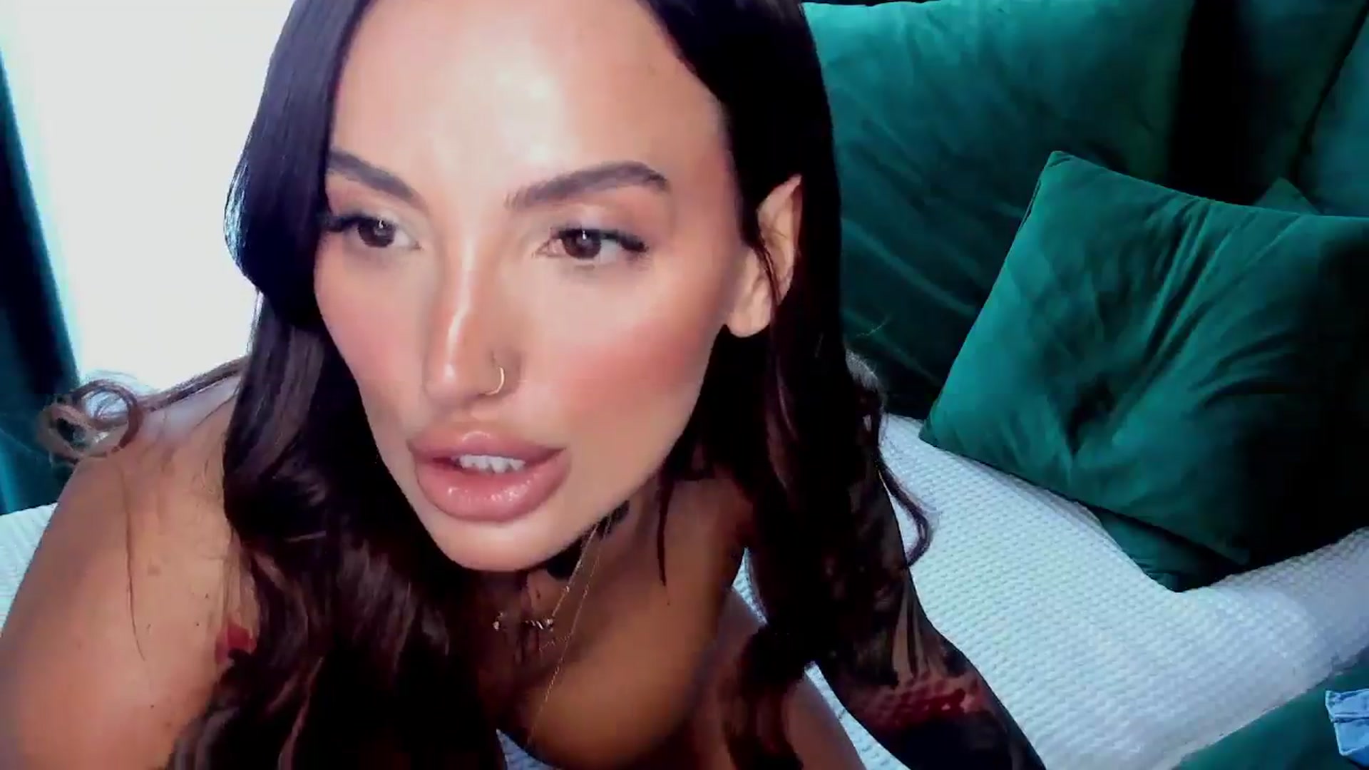 Gallery image thumbnail from RoseTatt88's myfreecams stream on, 09/24/2024, 15:39 image 19 of 20
