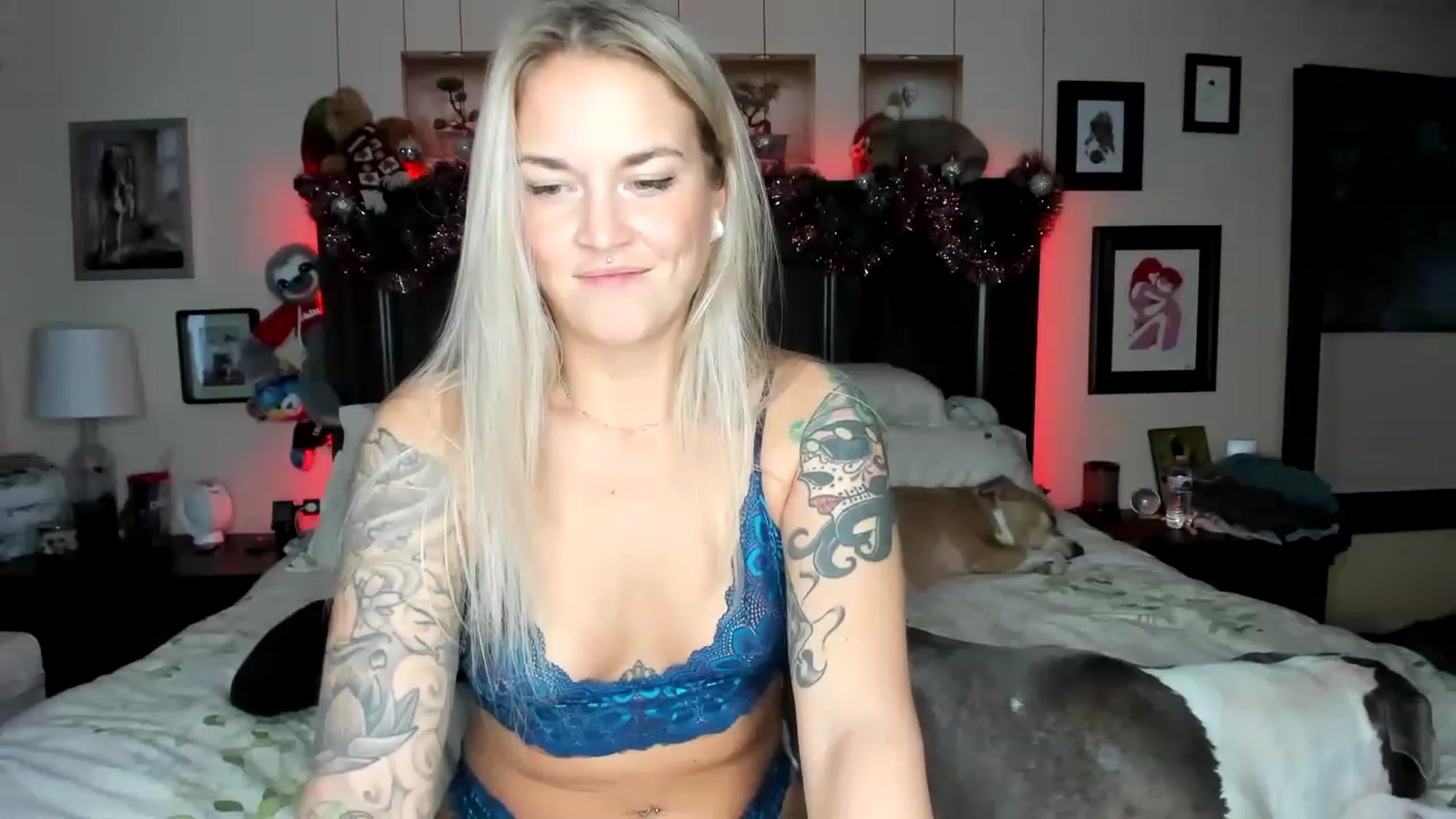 Gallery image thumbnail from Rose_Kitten's myfreecams stream on, 12/07/2022, 01:50 image 11 of 20