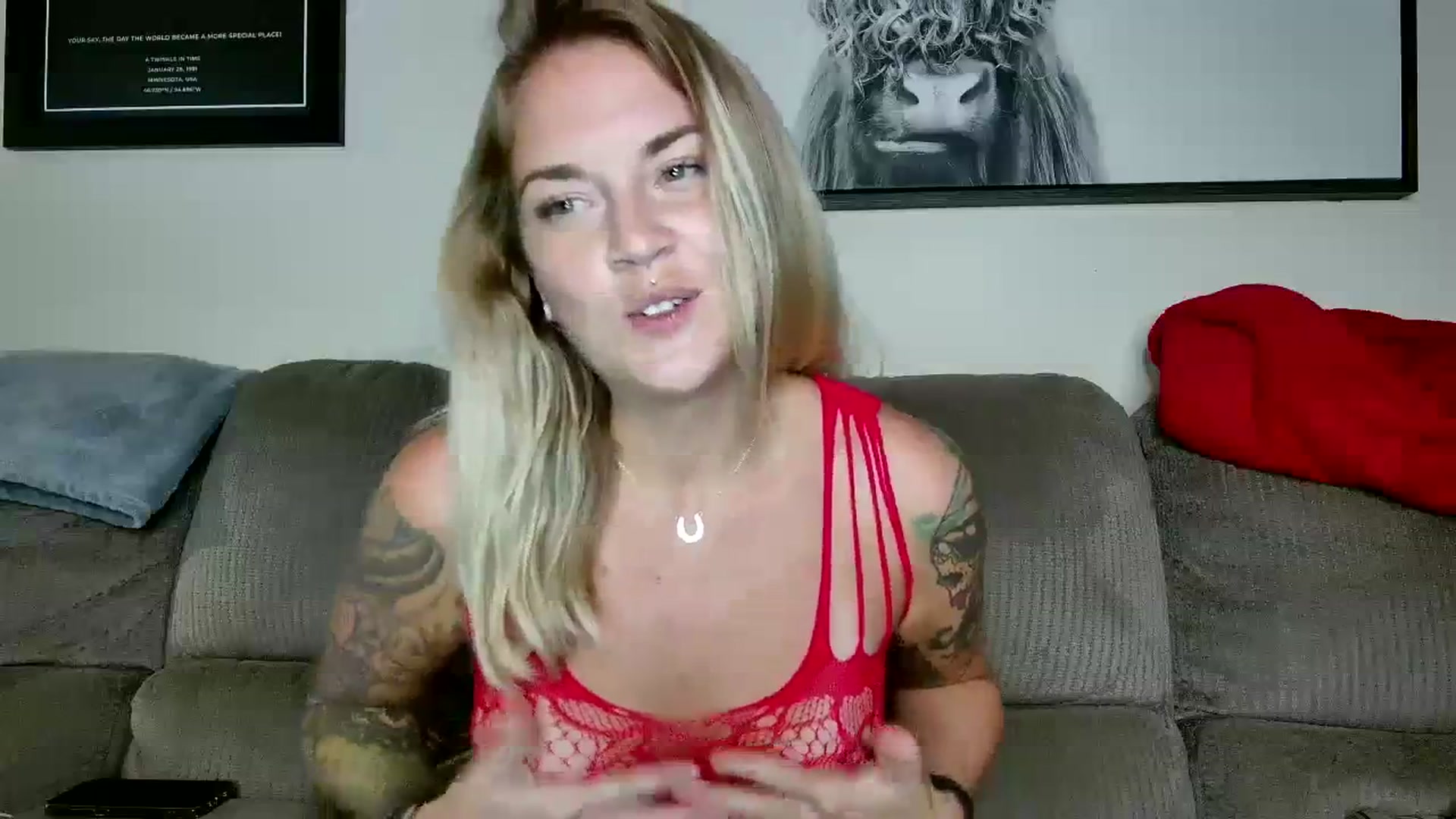Gallery image thumbnail from Rose_Kitten's myfreecams stream on, 10/05/2023, 01:28 image 20 of 20
