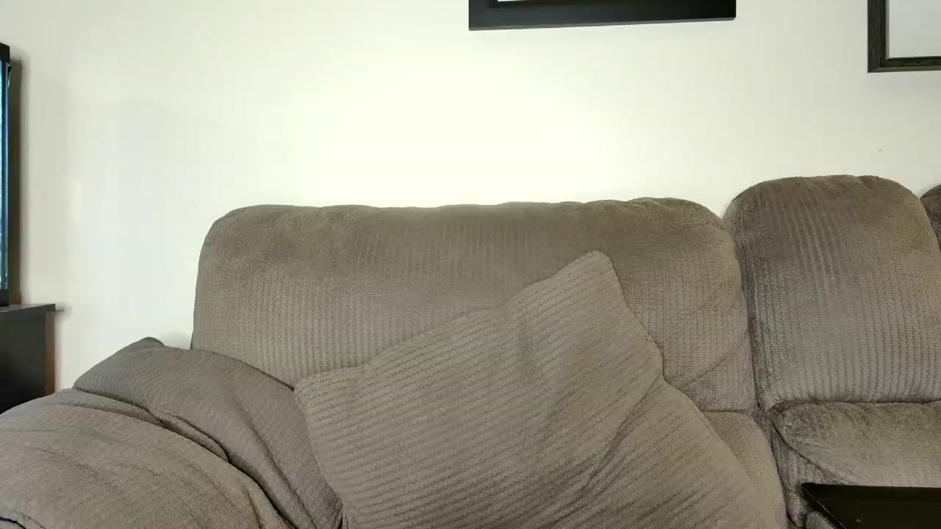 Gallery image thumbnail from Rose_Kitten's myfreecams stream on, 11/18/2023, 01:41 image 13 of 20