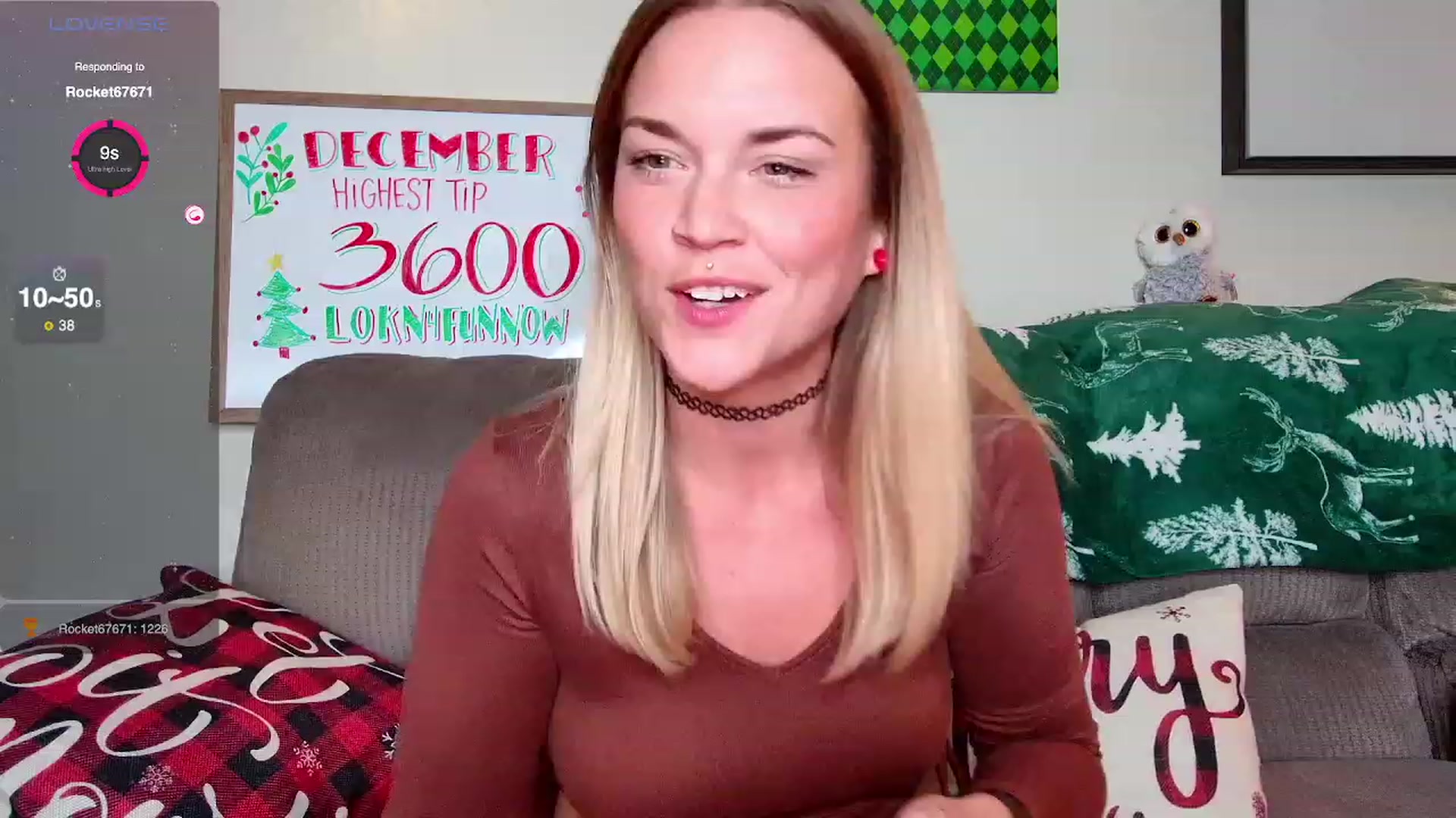 Gallery image thumbnail from Rose_Kitten's myfreecams stream on, 12/12/2023, 01:03 image 18 of 20