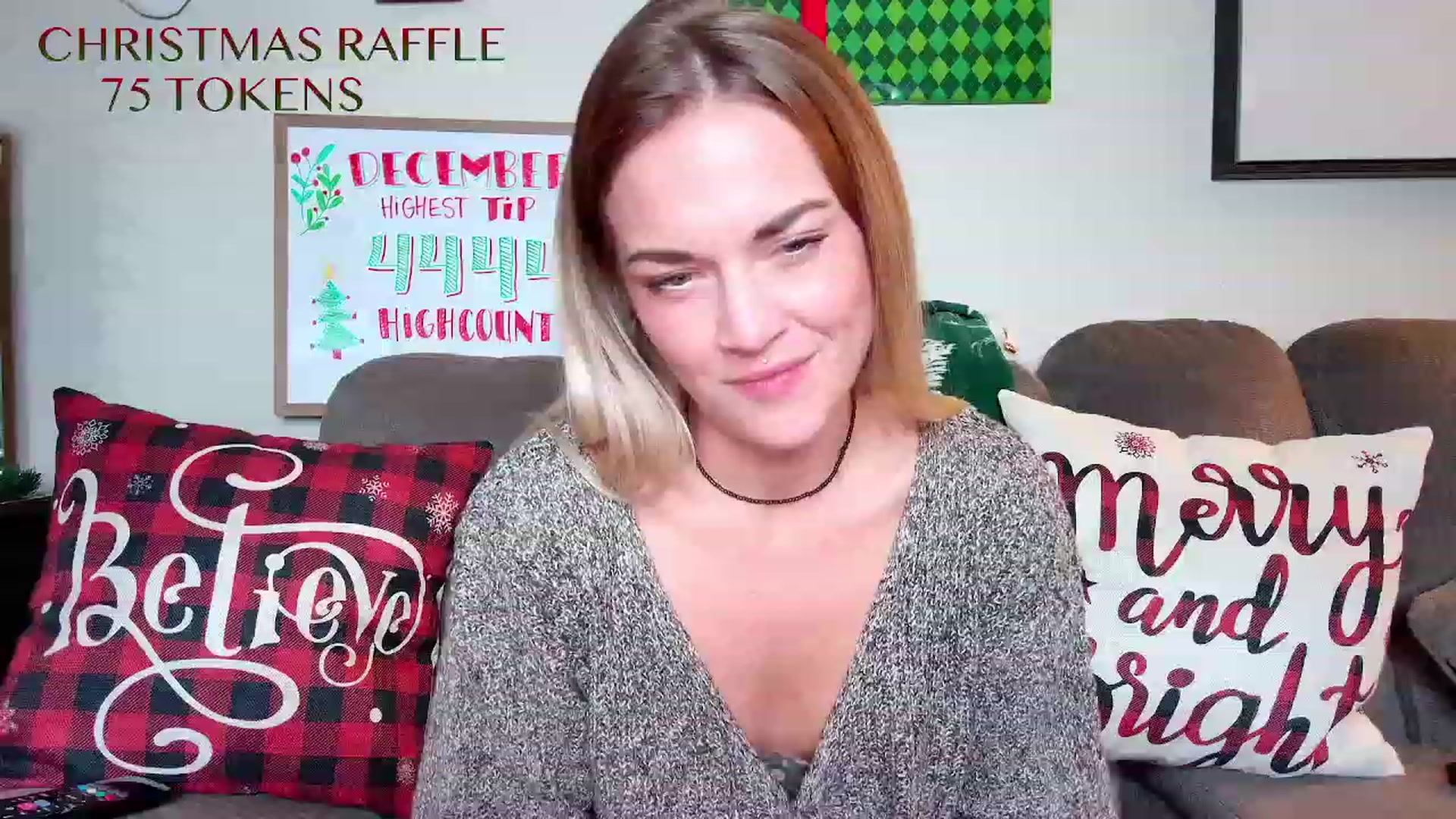 Gallery image thumbnail from Rose_Kitten's myfreecams stream on, 12/16/2023, 02:31 image 4 of 20