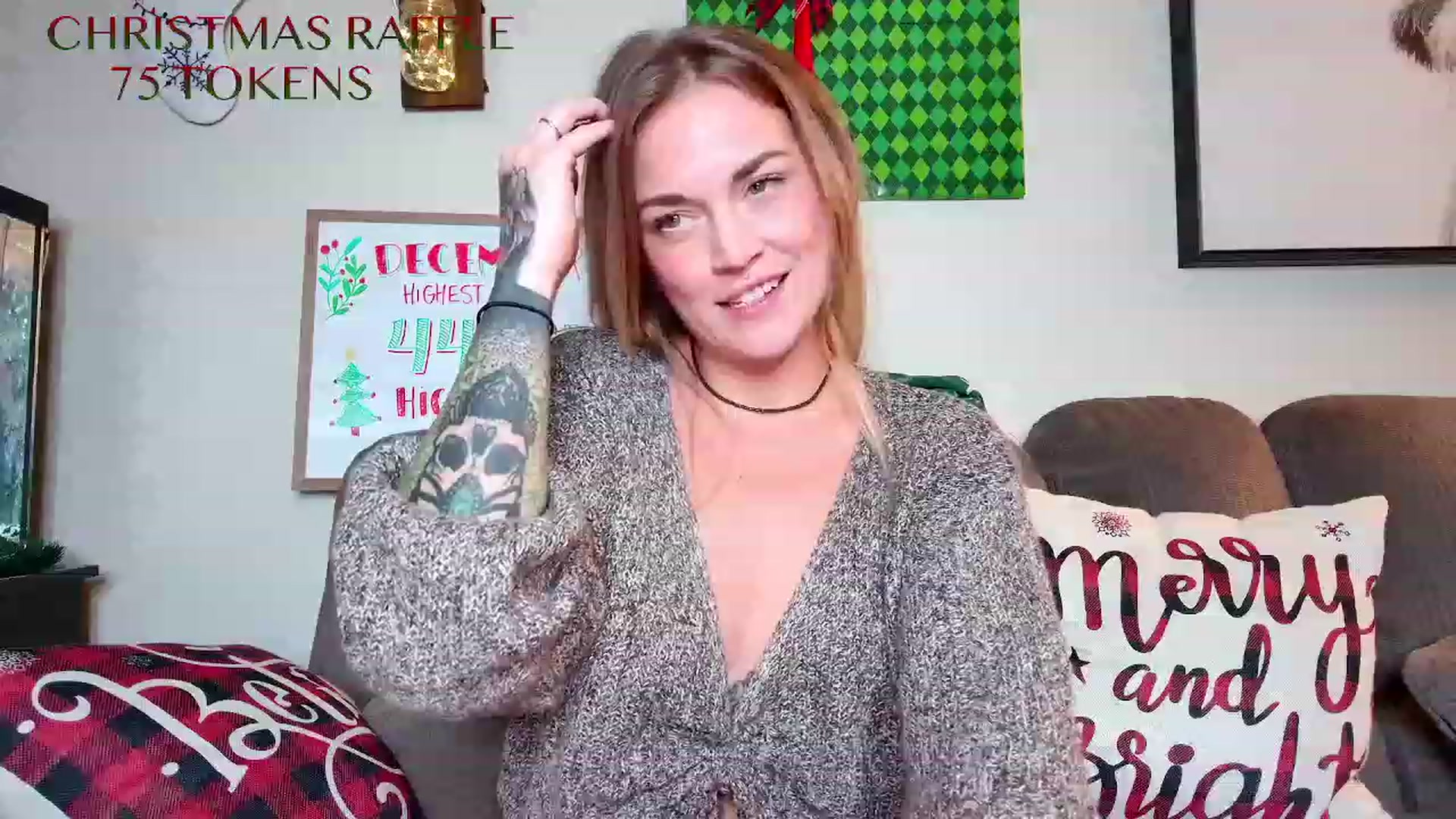 Gallery image thumbnail from Rose_Kitten's myfreecams stream on, 12/16/2023, 02:31 image 10 of 20