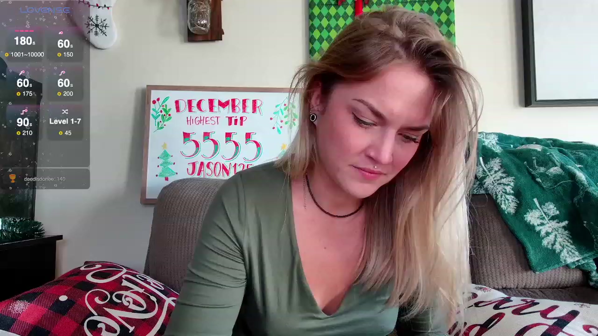 Gallery image thumbnail from Rose_Kitten's myfreecams stream on, 12/20/2023, 21:25 image 2 of 20