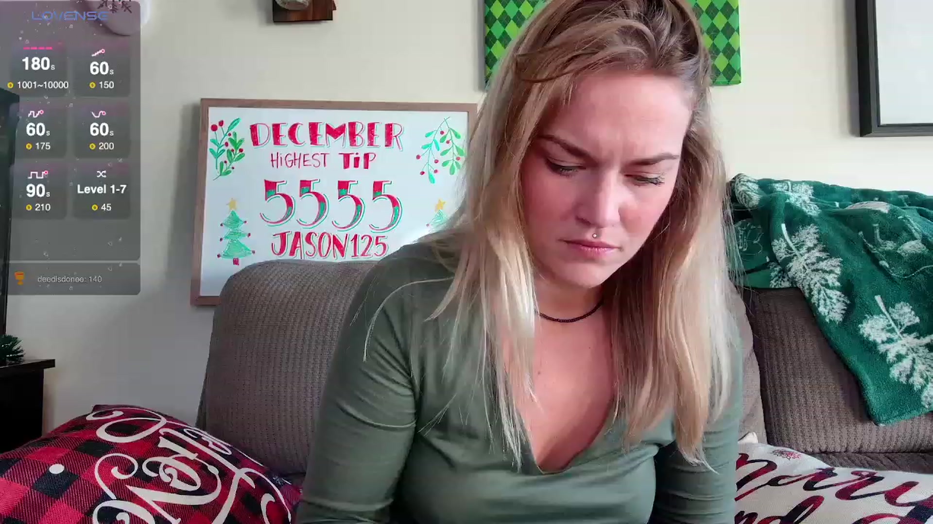 Gallery image thumbnail from Rose_Kitten's myfreecams stream on, 12/20/2023, 21:25 image 3 of 20