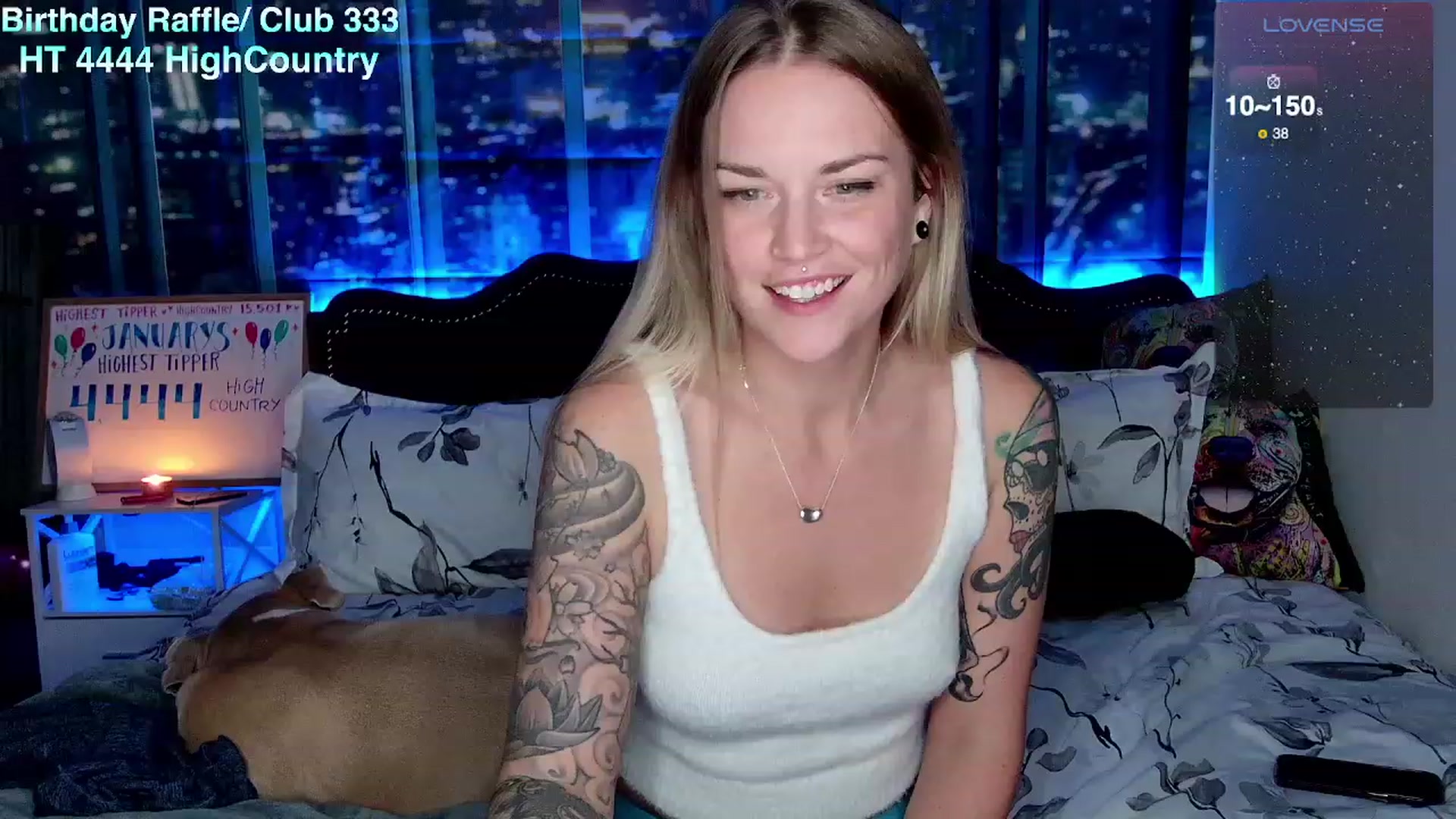 Gallery image thumbnail from Rose_Kitten's myfreecams stream on, 01/20/2024, 02:40 image 14 of 20