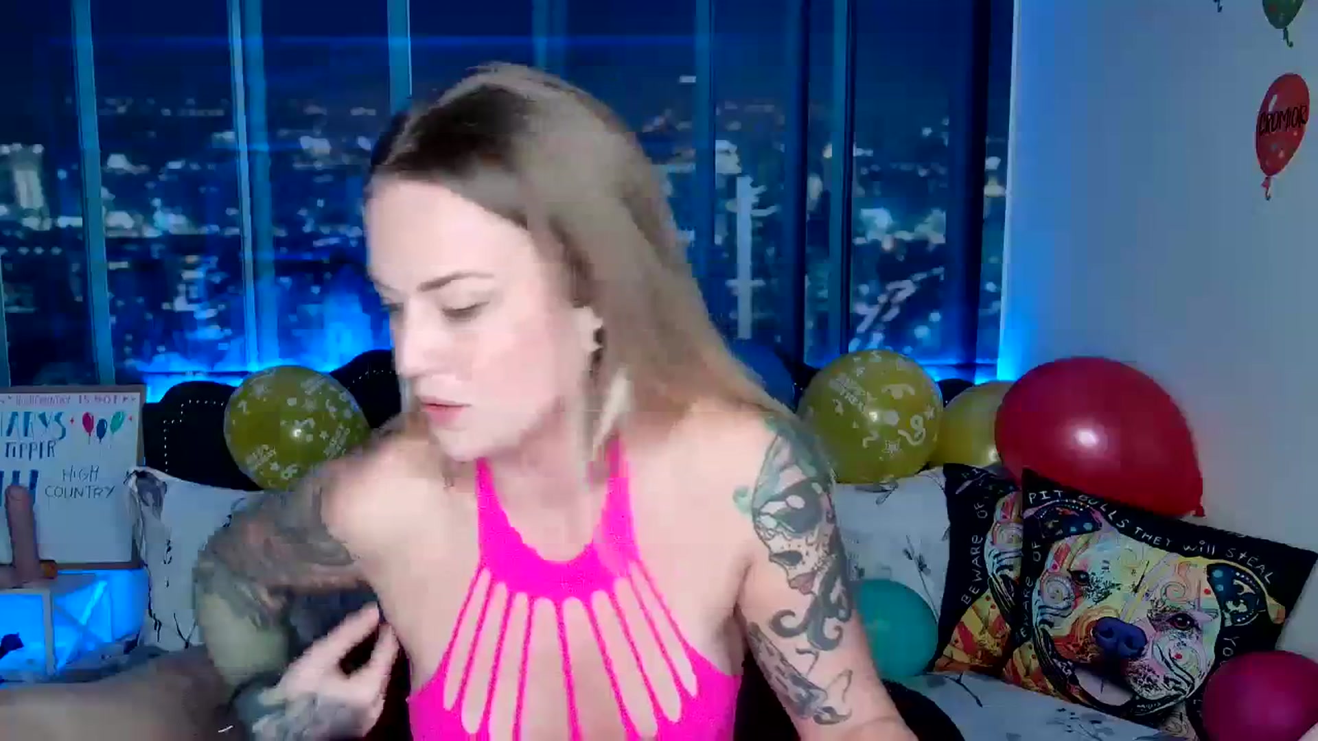 Gallery image thumbnail from Rose_Kitten's myfreecams stream on, 01/22/2024, 23:05 image 14 of 20
