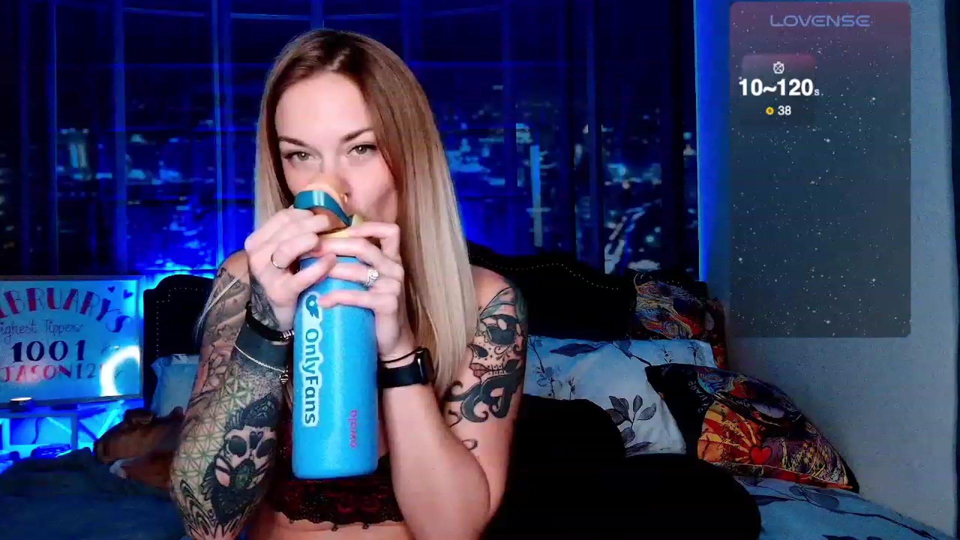 Gallery image thumbnail from Rose_Kitten's myfreecams stream on, 02/03/2024, 01:40 image 15 of 20