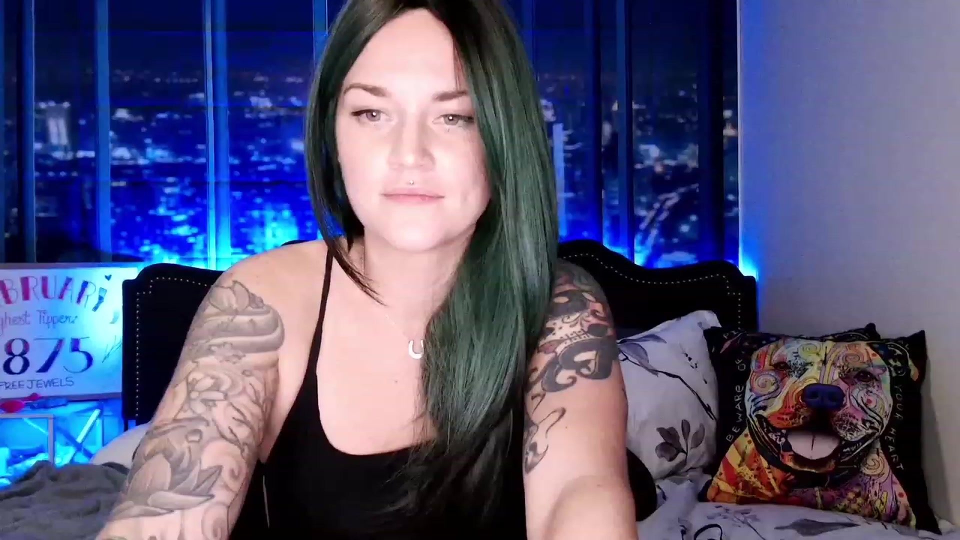 Gallery image thumbnail from Rose_Kitten's myfreecams stream on, 02/07/2024, 23:15 image 17 of 20