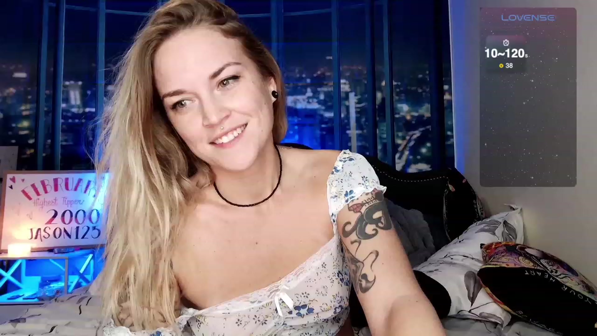 Gallery image thumbnail from Rose_Kitten's myfreecams stream on, 02/10/2024, 03:47 image 14 of 20