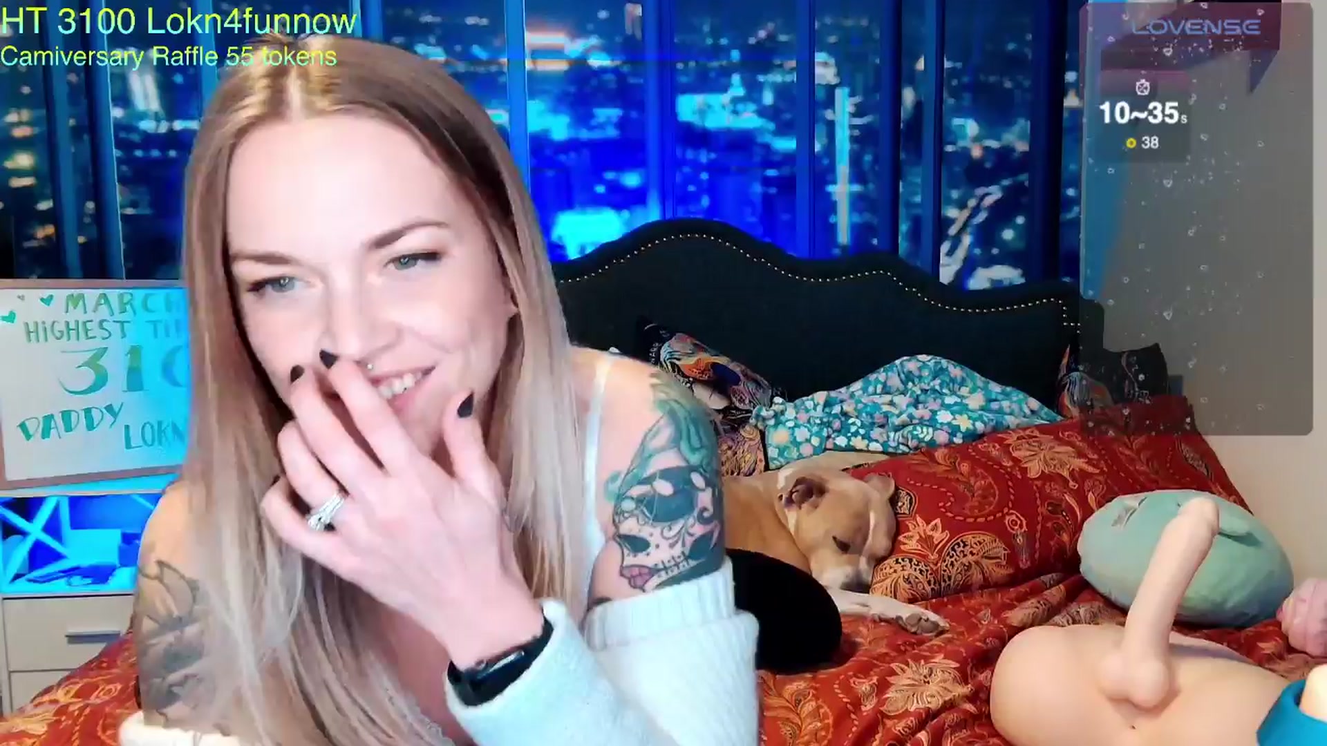 Gallery image thumbnail from Rose_Kitten's myfreecams stream on, 03/29/2024, 01:53 image 12 of 20