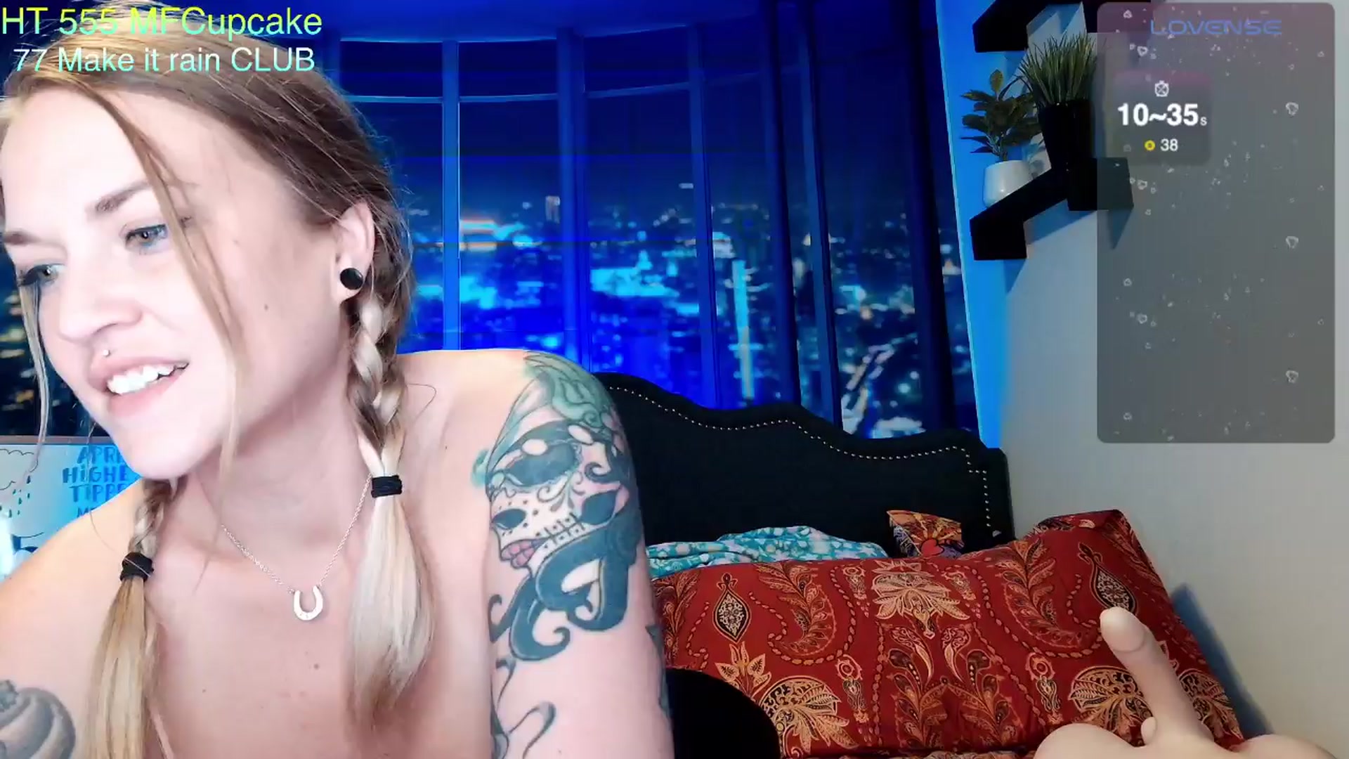 Gallery image thumbnail from Rose_Kitten's myfreecams stream on, 04/03/2024, 21:58 image 18 of 20