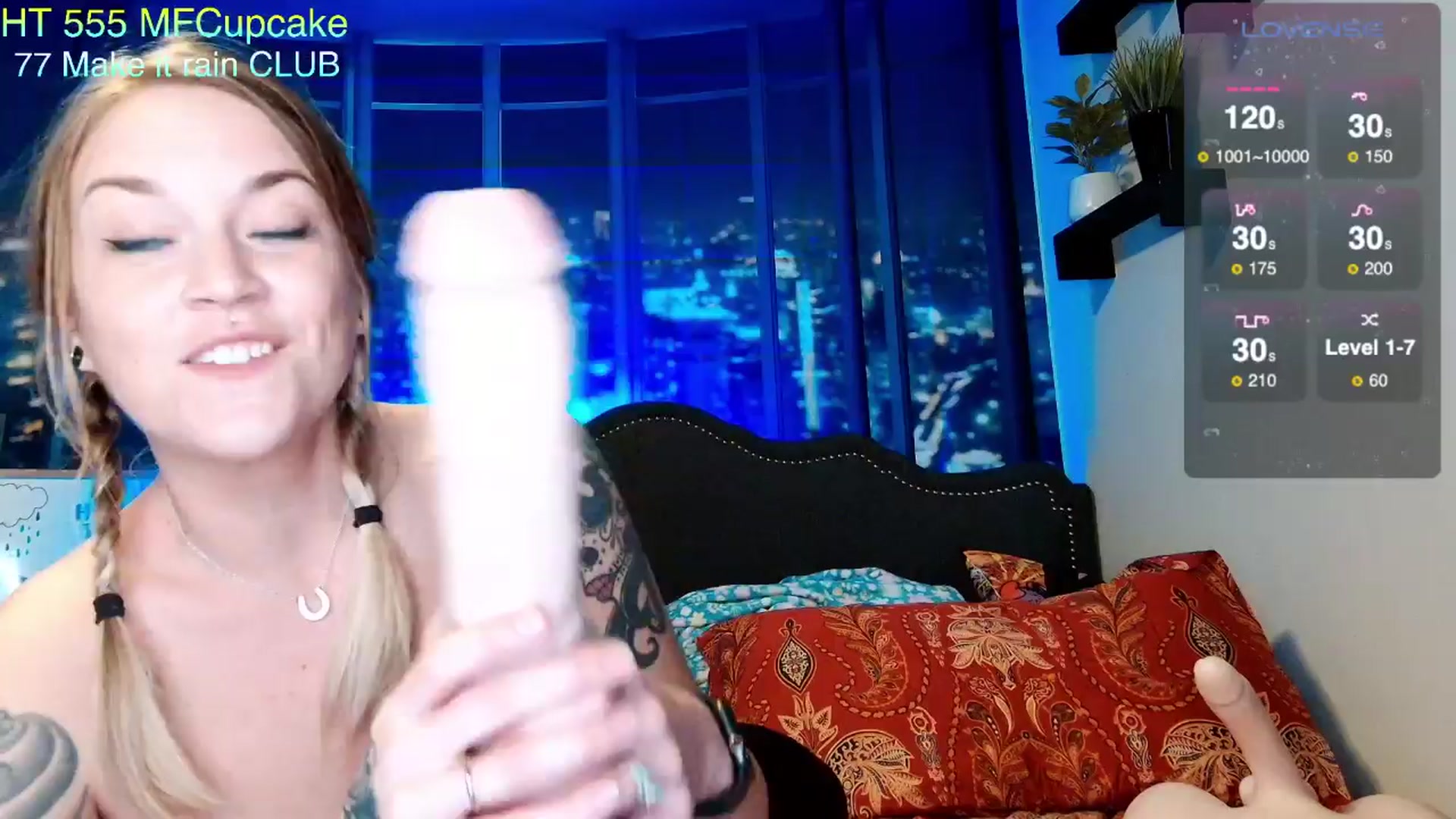 Gallery image thumbnail from Rose_Kitten's myfreecams stream on, 04/03/2024, 21:58 image 6 of 20