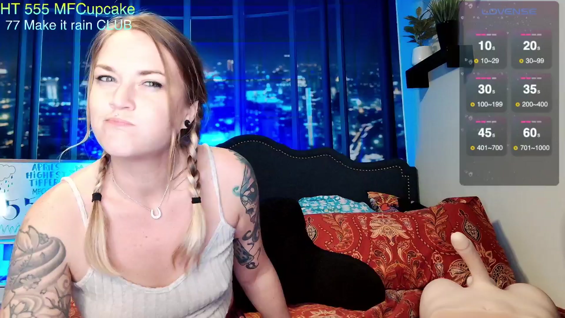 Gallery image thumbnail from Rose_Kitten's myfreecams stream on, 04/04/2024, 24:00 image 15 of 20