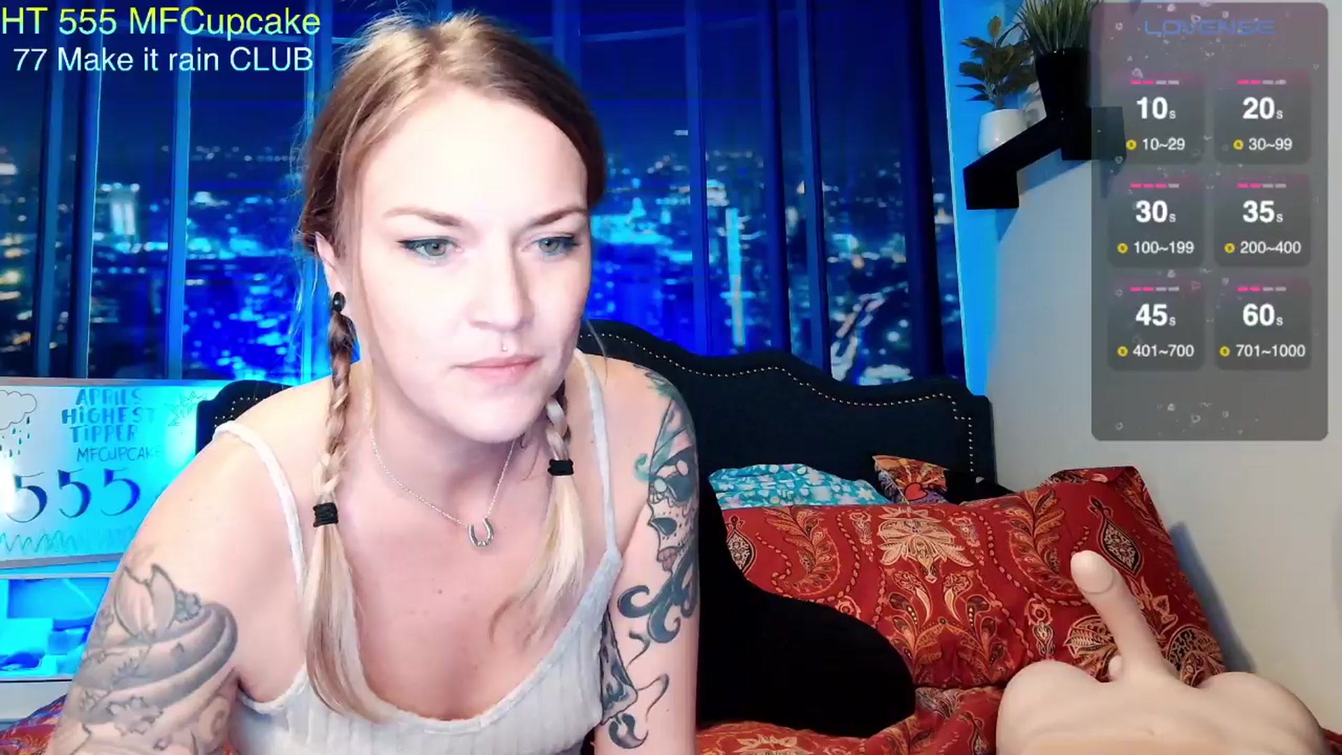 Gallery image thumbnail from Rose_Kitten's myfreecams stream on, 04/04/2024, 24:00 image 16 of 20