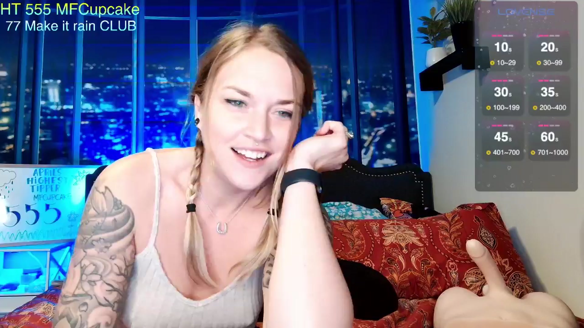 Gallery image thumbnail from Rose_Kitten's myfreecams stream on, 04/04/2024, 24:00 image 13 of 20