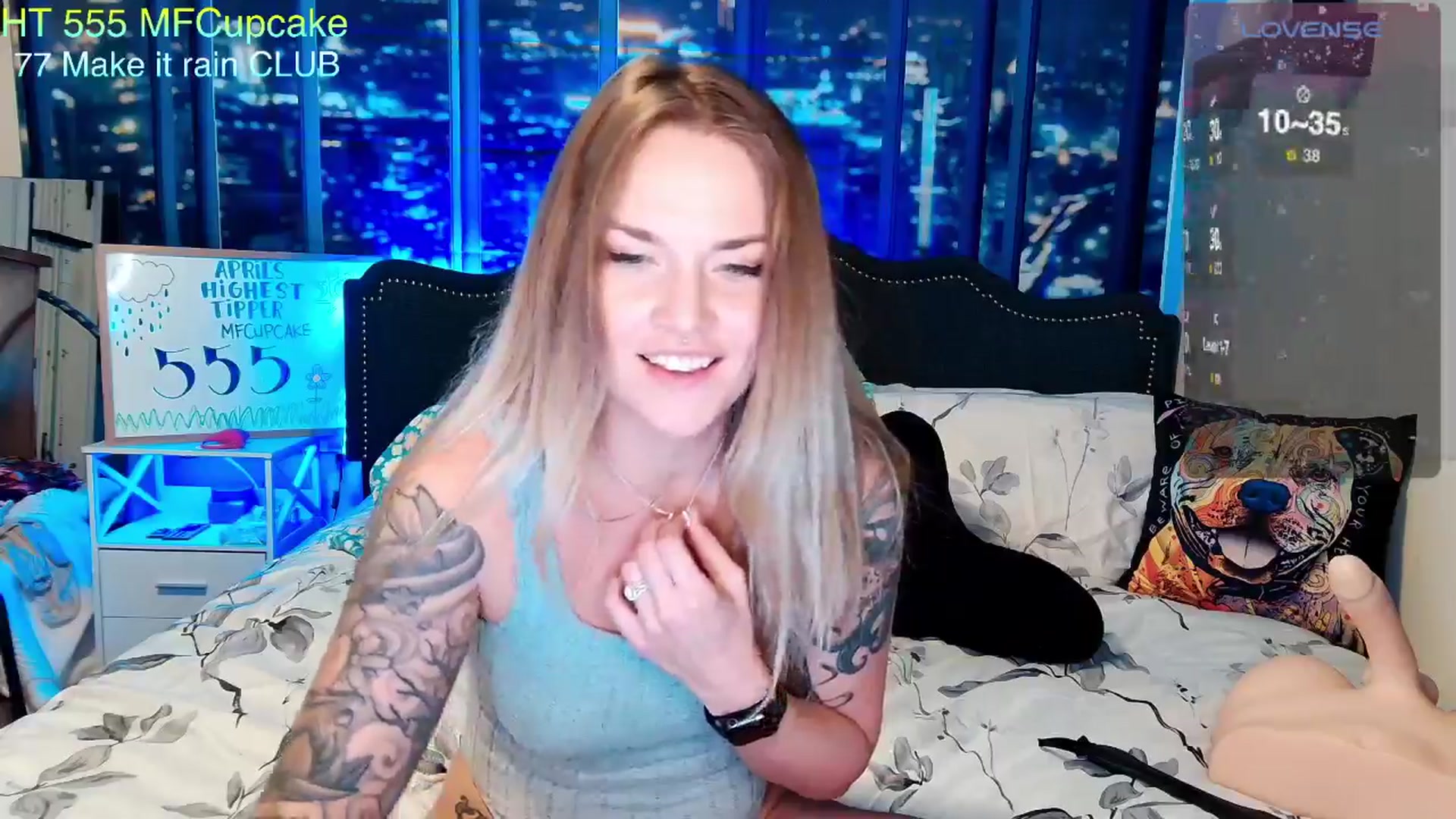 Gallery image thumbnail from Rose_Kitten's myfreecams stream on, 04/05/2024, 21:55 image 9 of 20
