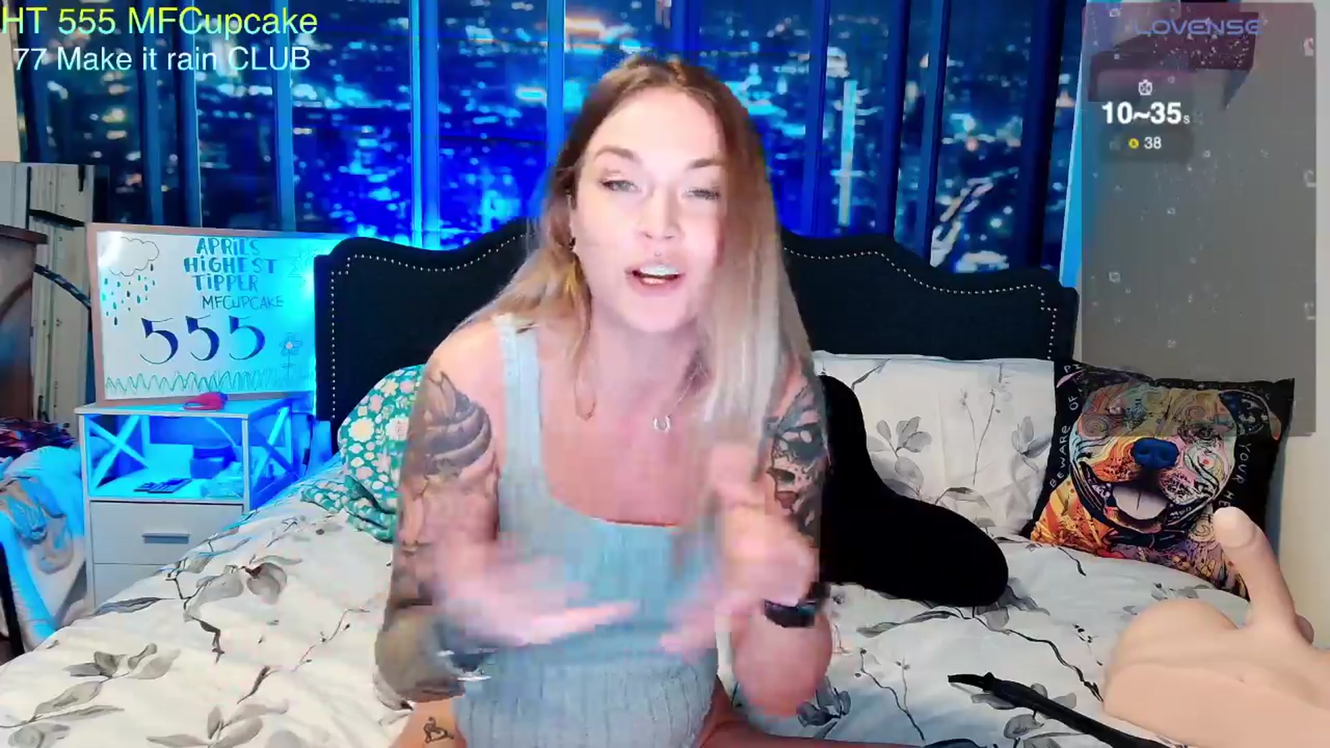 Gallery image thumbnail from Rose_Kitten's myfreecams stream on, 04/05/2024, 21:55 image 6 of 20