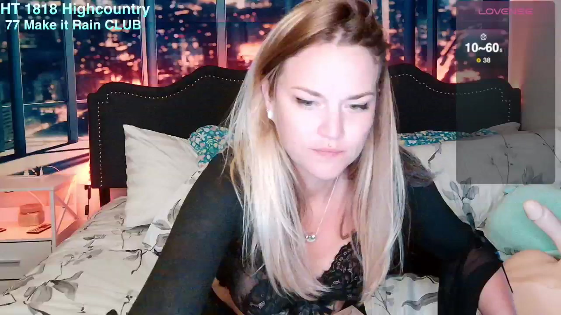 Gallery image thumbnail from Rose_Kitten's myfreecams stream on, 04/17/2024, 02:09 image 18 of 20