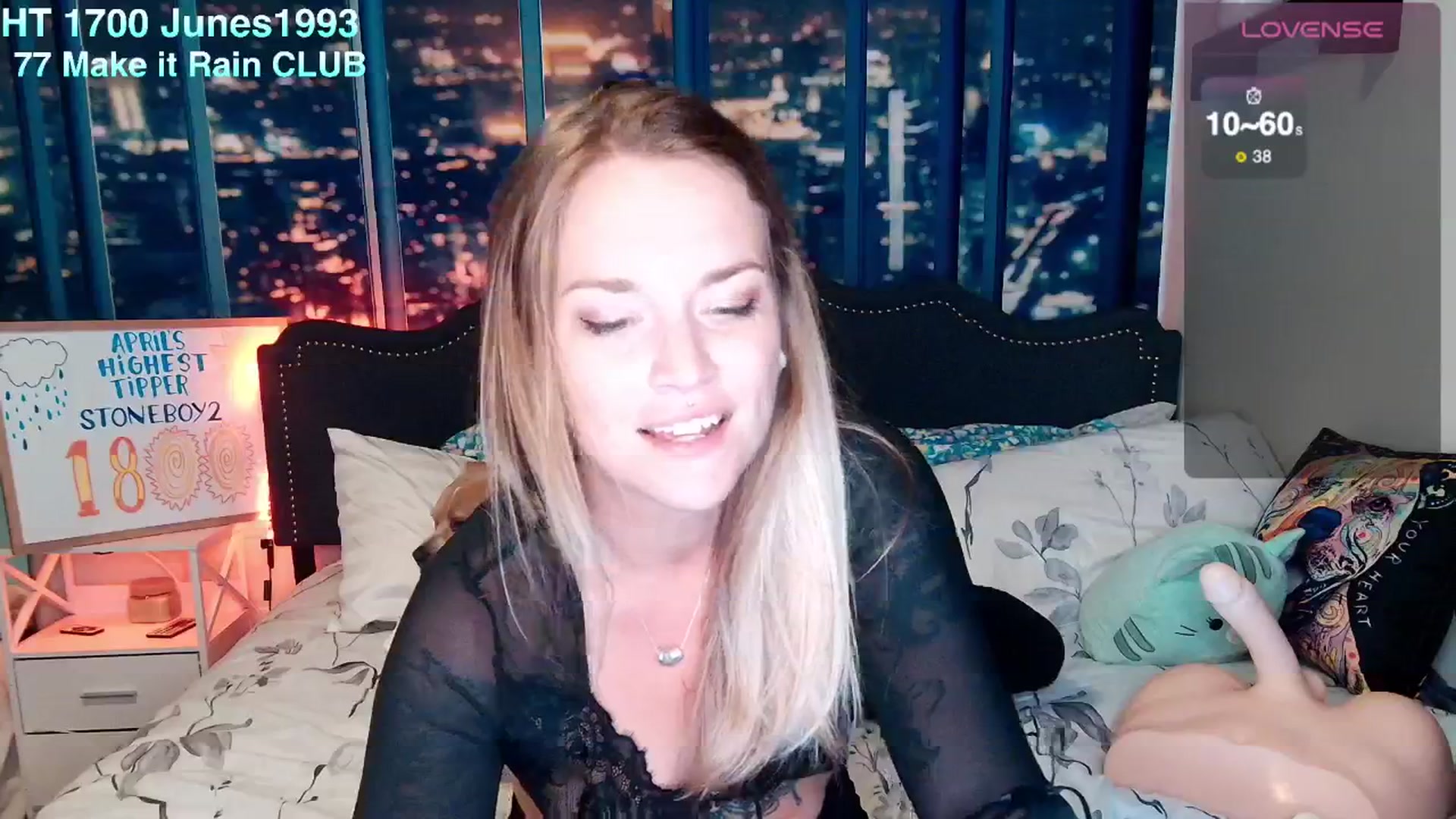Gallery image thumbnail from Rose_Kitten's myfreecams stream on, 04/17/2024, 02:09 image 6 of 20