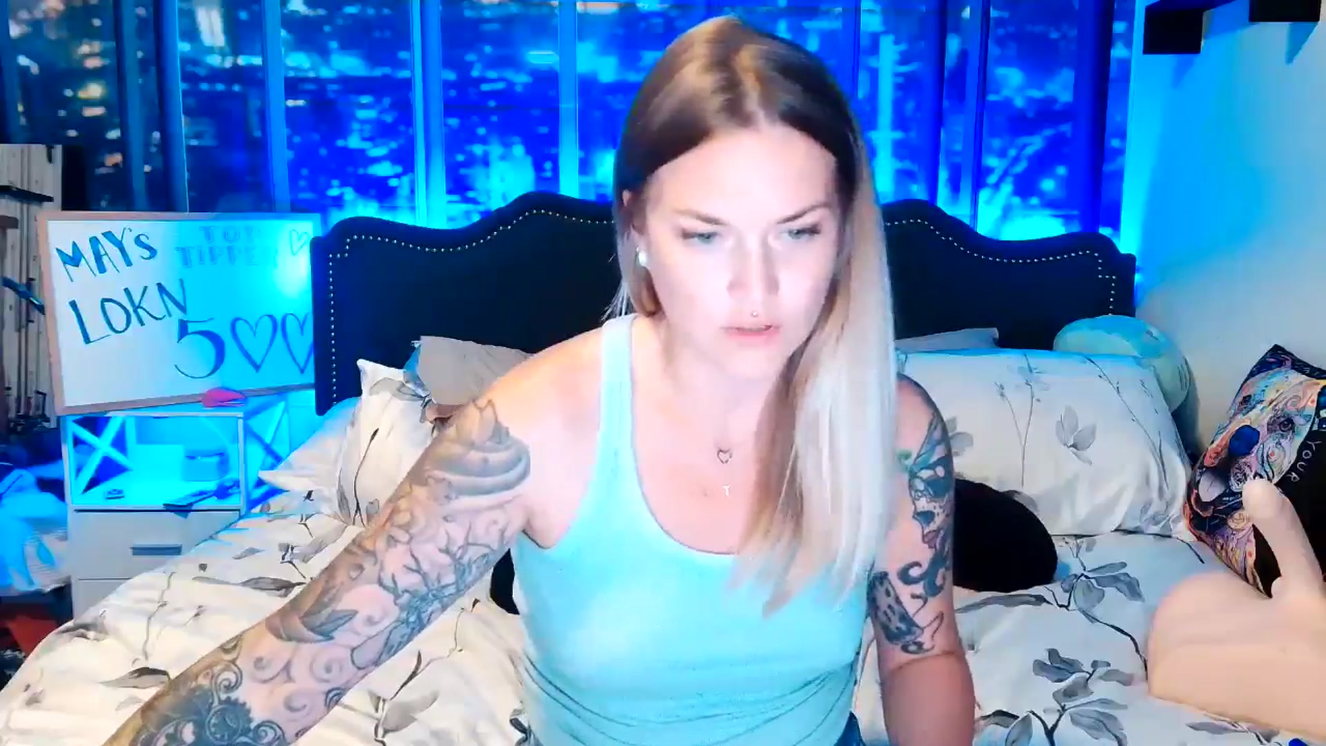 Gallery image thumbnail from Rose_Kitten's myfreecams stream on, 05/02/2024, 02:20 image 9 of 20