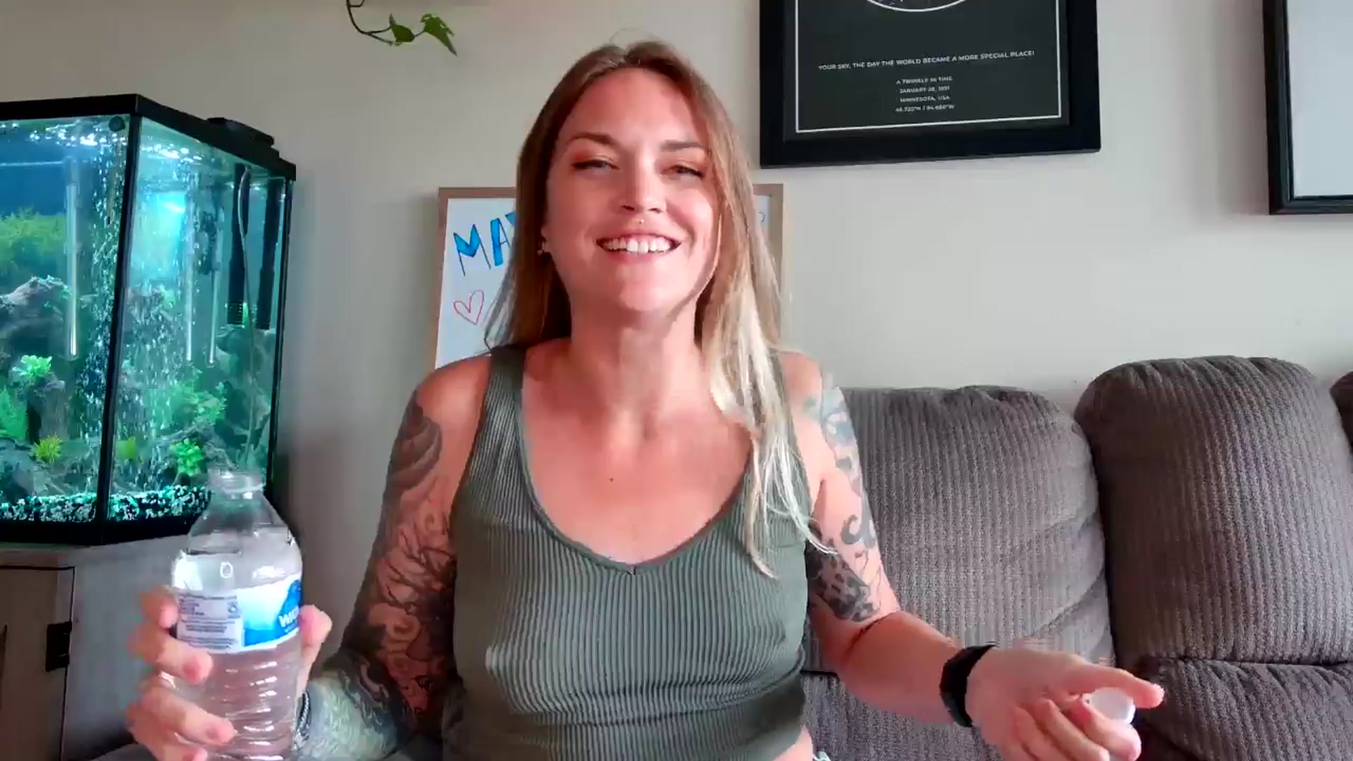 Gallery image thumbnail from Rose_Kitten's myfreecams stream on, 05/08/2024, 20:50 image 14 of 20