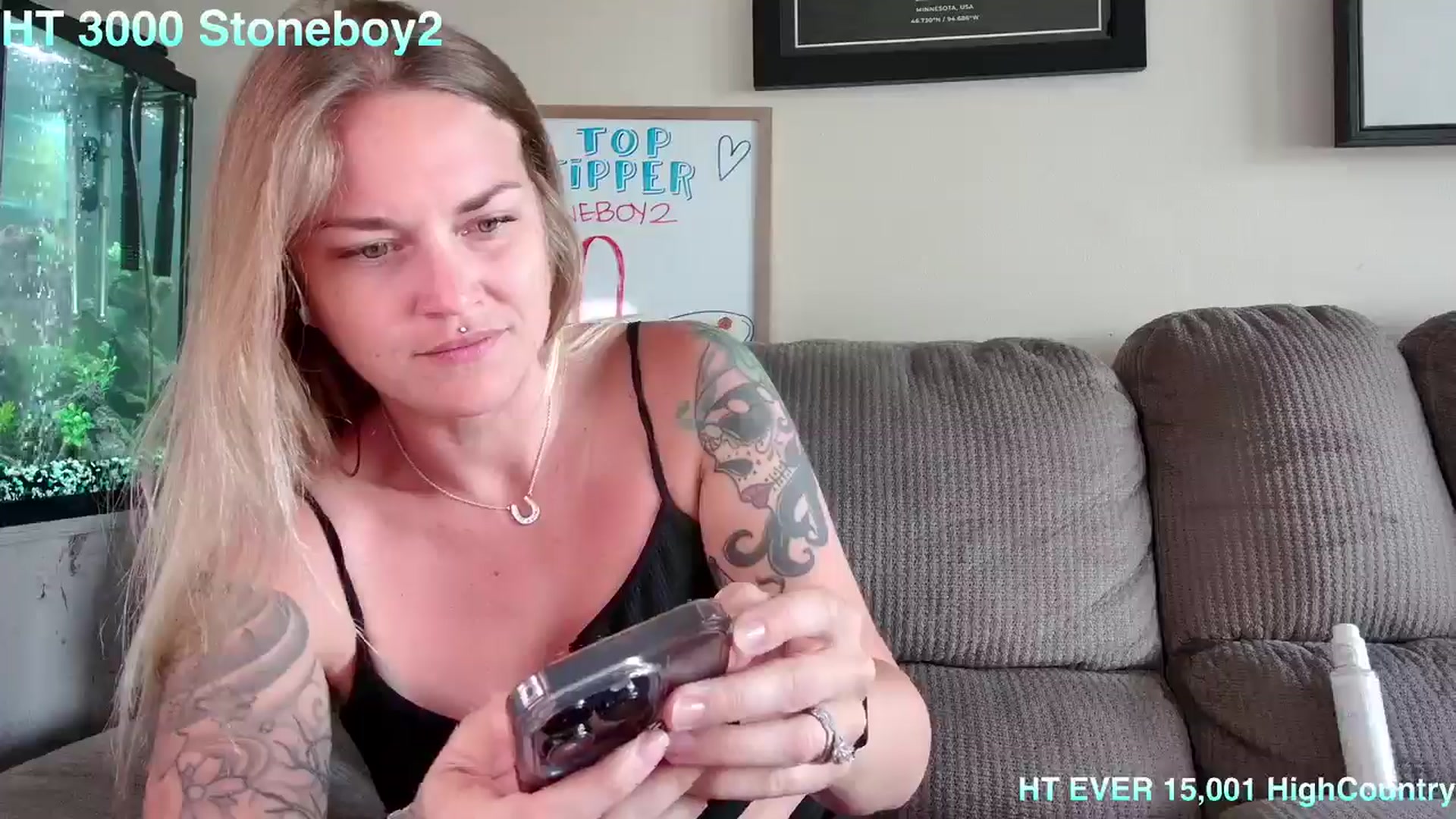 Gallery image thumbnail from Rose_Kitten's myfreecams stream on, 05/21/2024, 20:01 image 3 of 20