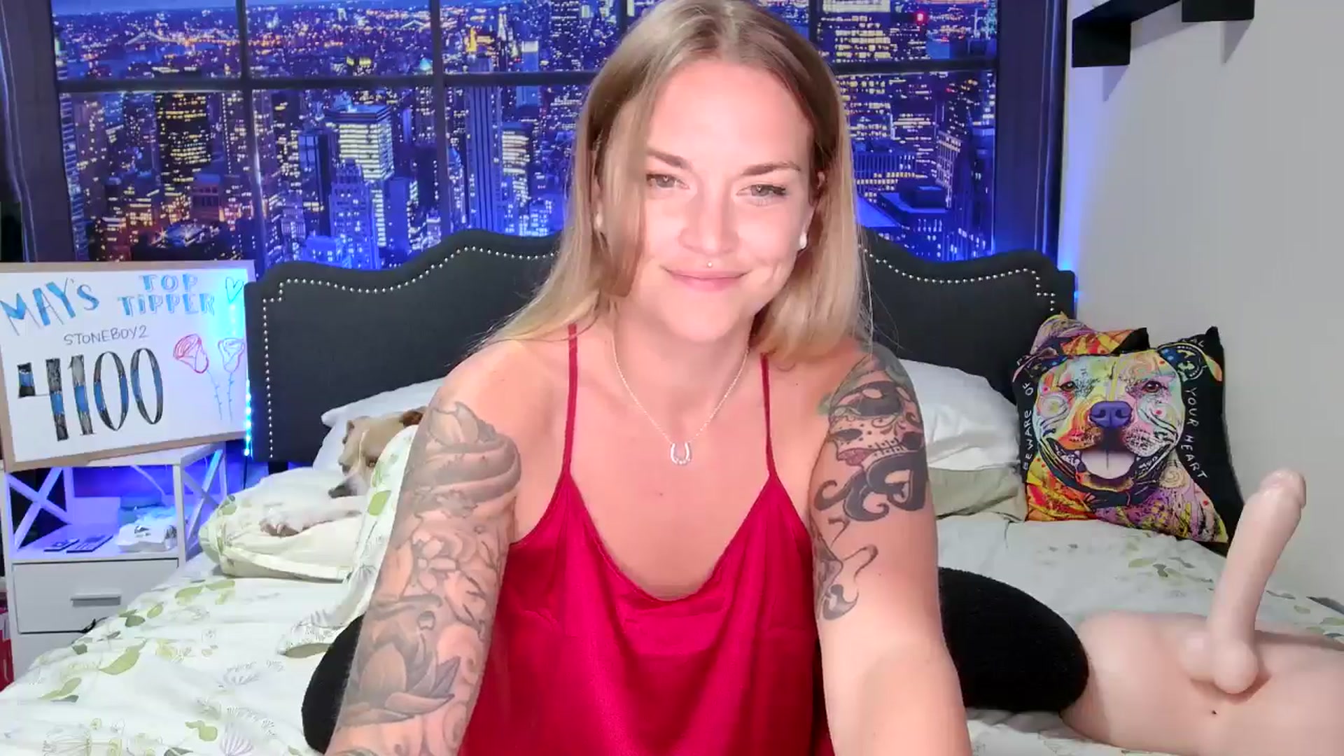 Gallery image thumbnail from Rose_Kitten's myfreecams stream on, 05/25/2024, 02:21 image 3 of 20