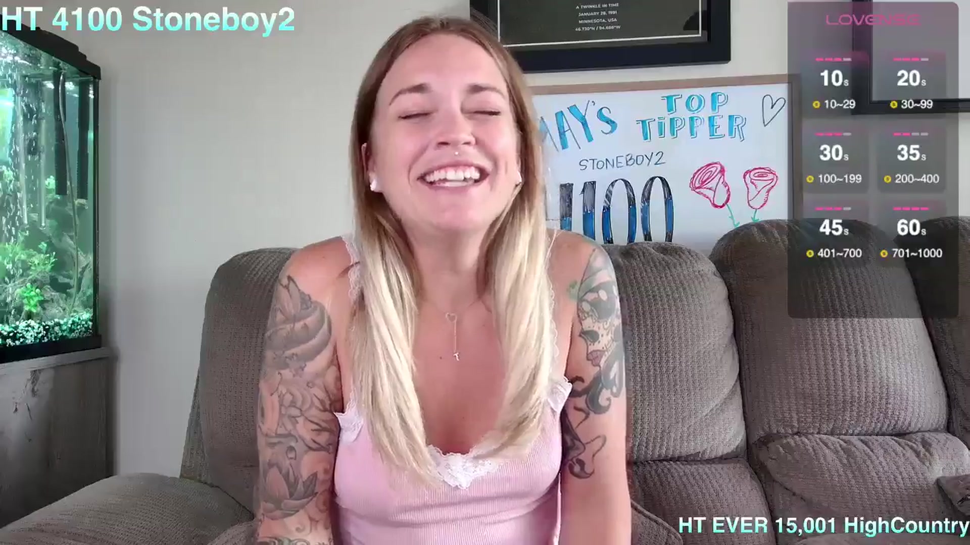 Gallery image thumbnail from Rose_Kitten's myfreecams stream on, 05/28/2024, 19:38 image 14 of 20