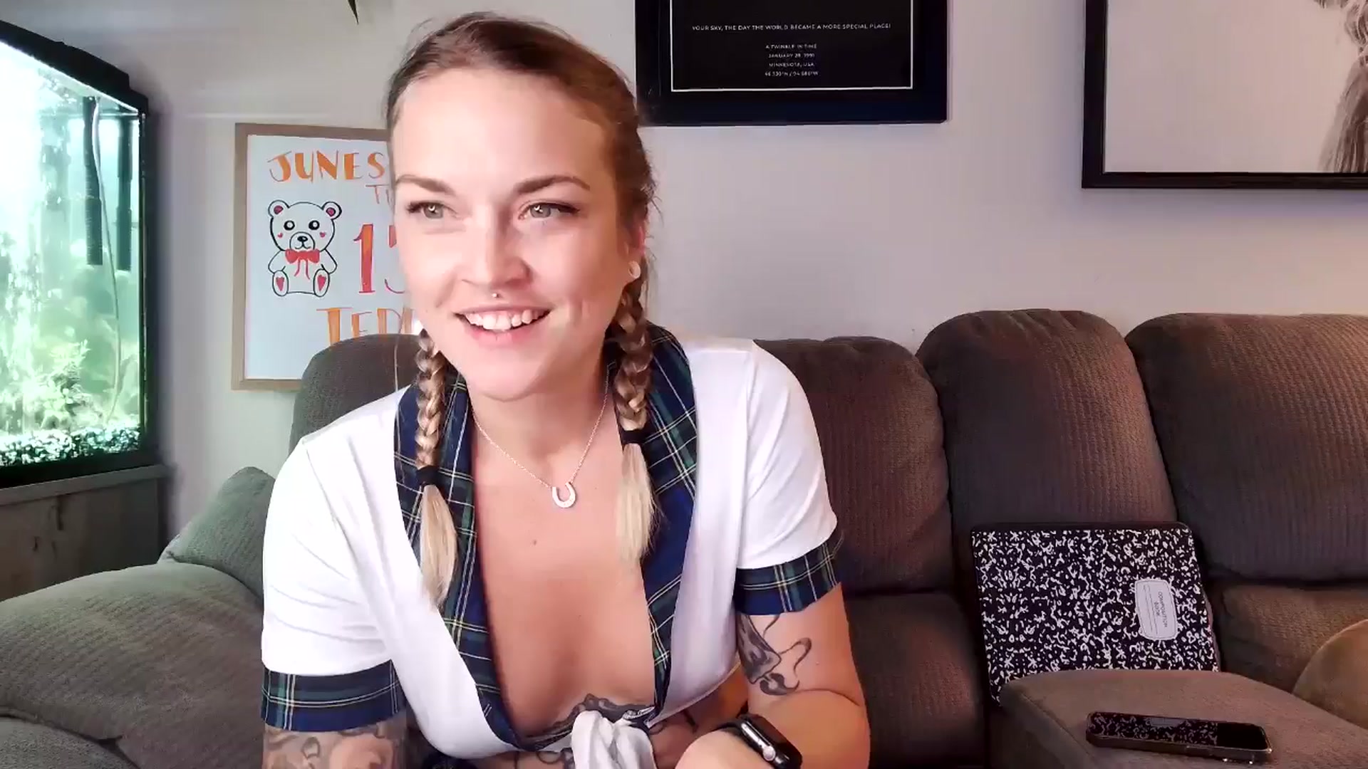 Gallery image thumbnail from Rose_Kitten's myfreecams stream on, 06/04/2024, 01:52 image 20 of 20